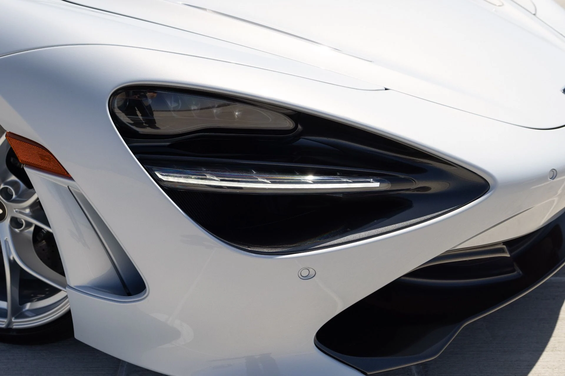 mph022_3665662684_Used_2020_Mc_Laren_720_S_Spider_Performance_1776716931_5472292b30