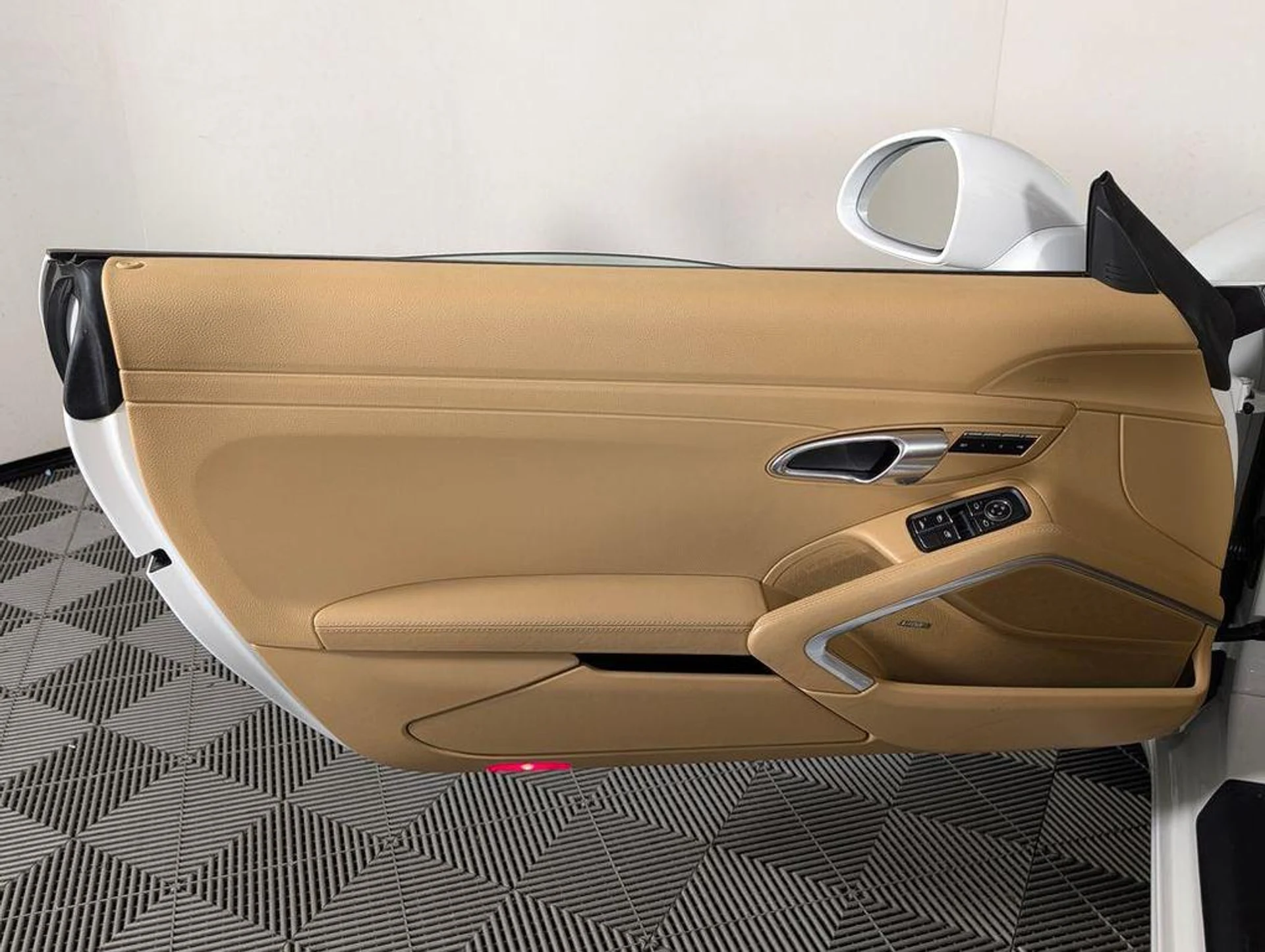 mph022_3669773724_O_Juyl4dlnwfa7e_YV_1qswucb_Ktbc_4f043b536b