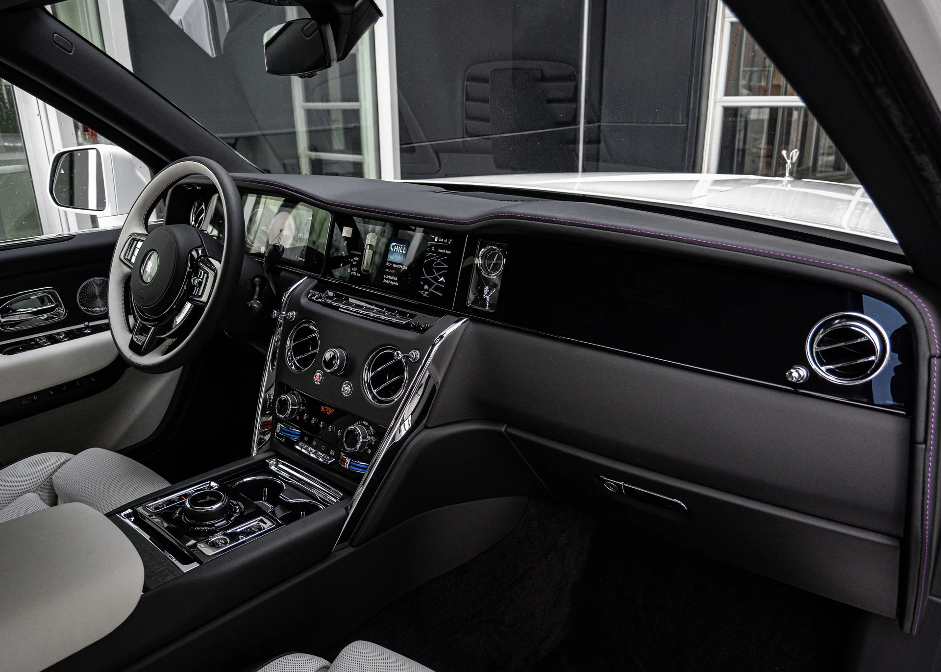 mph022_3674415414_8b1a2e2b_9c19_499a_bb88_d0234ef289d0_989105a880