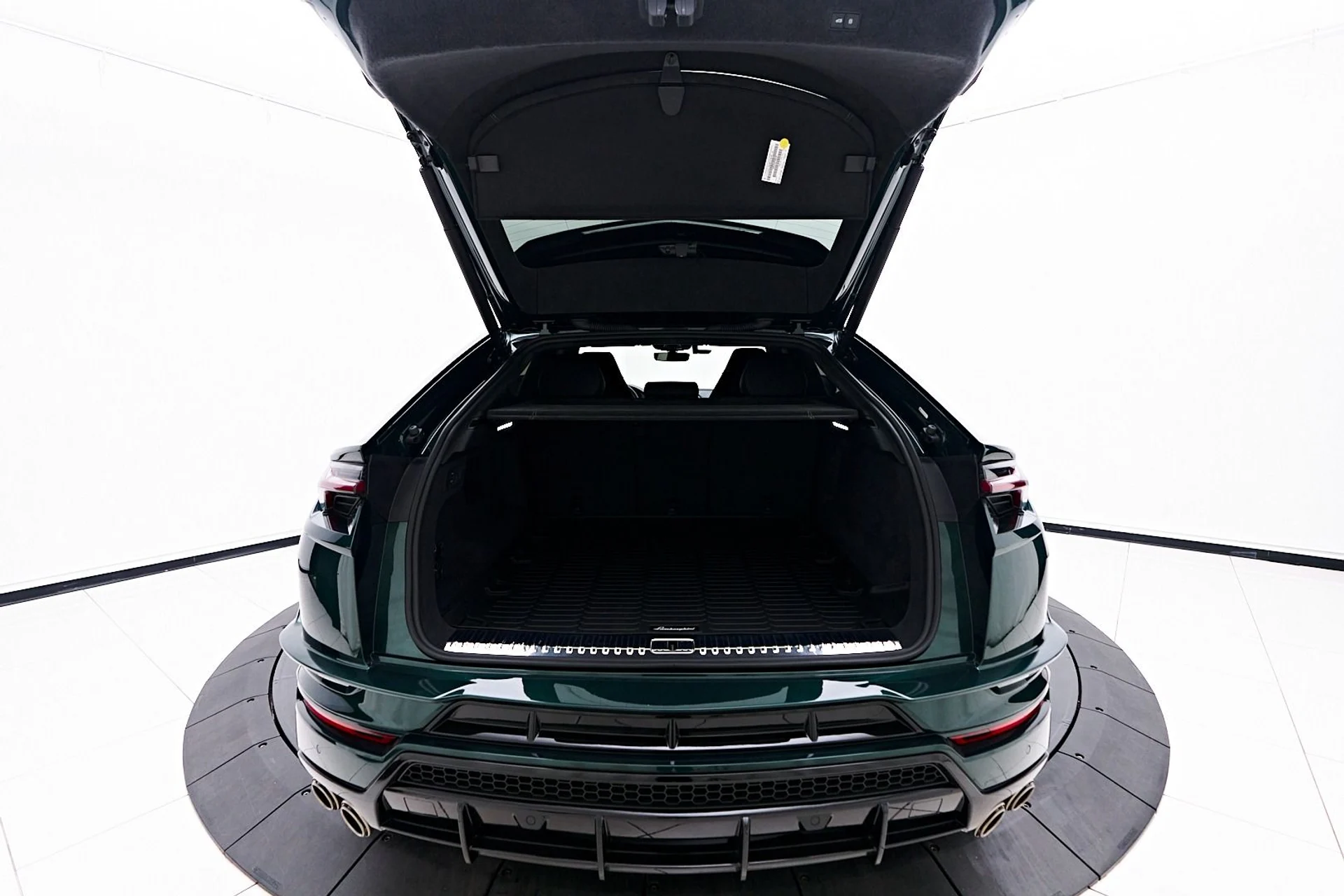 mph022_3677686074_Used_2024_Lamborghini_Urus_S_1745956869_70ae618961