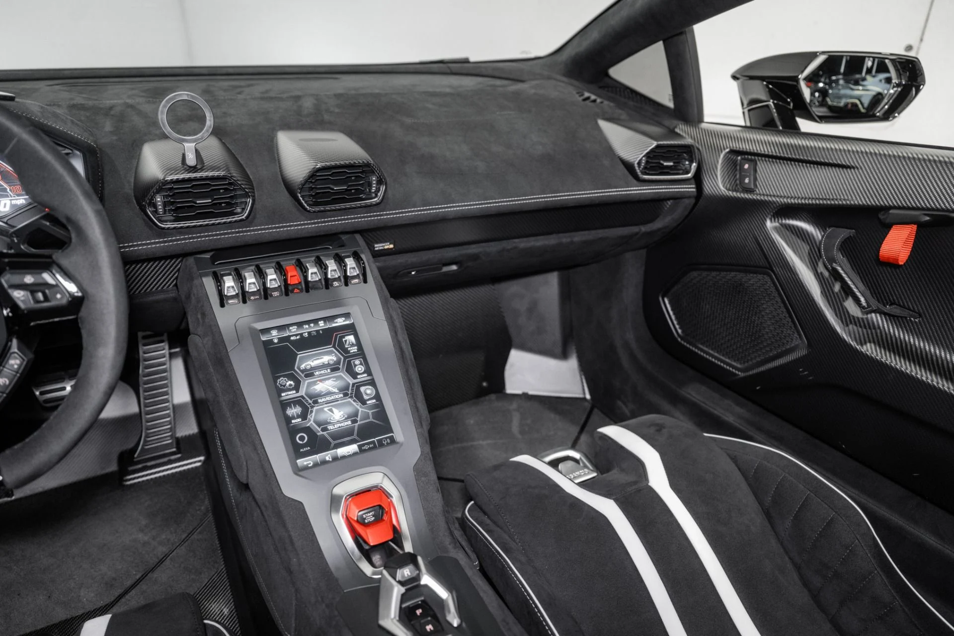 mph022_3678689603_Used_2023_Lamborghini_Huracan_STO_STO_1784326294_5e4b957eae