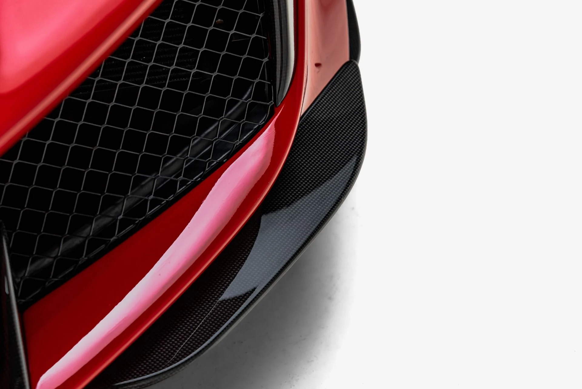 mph022_3687022495_Used_2019_Ferrari_488_Pista_1784869154_788a4e9d31