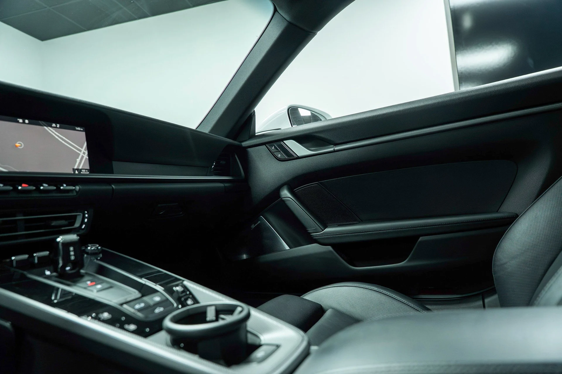 mph022_3689119357_image_23_1dda352449