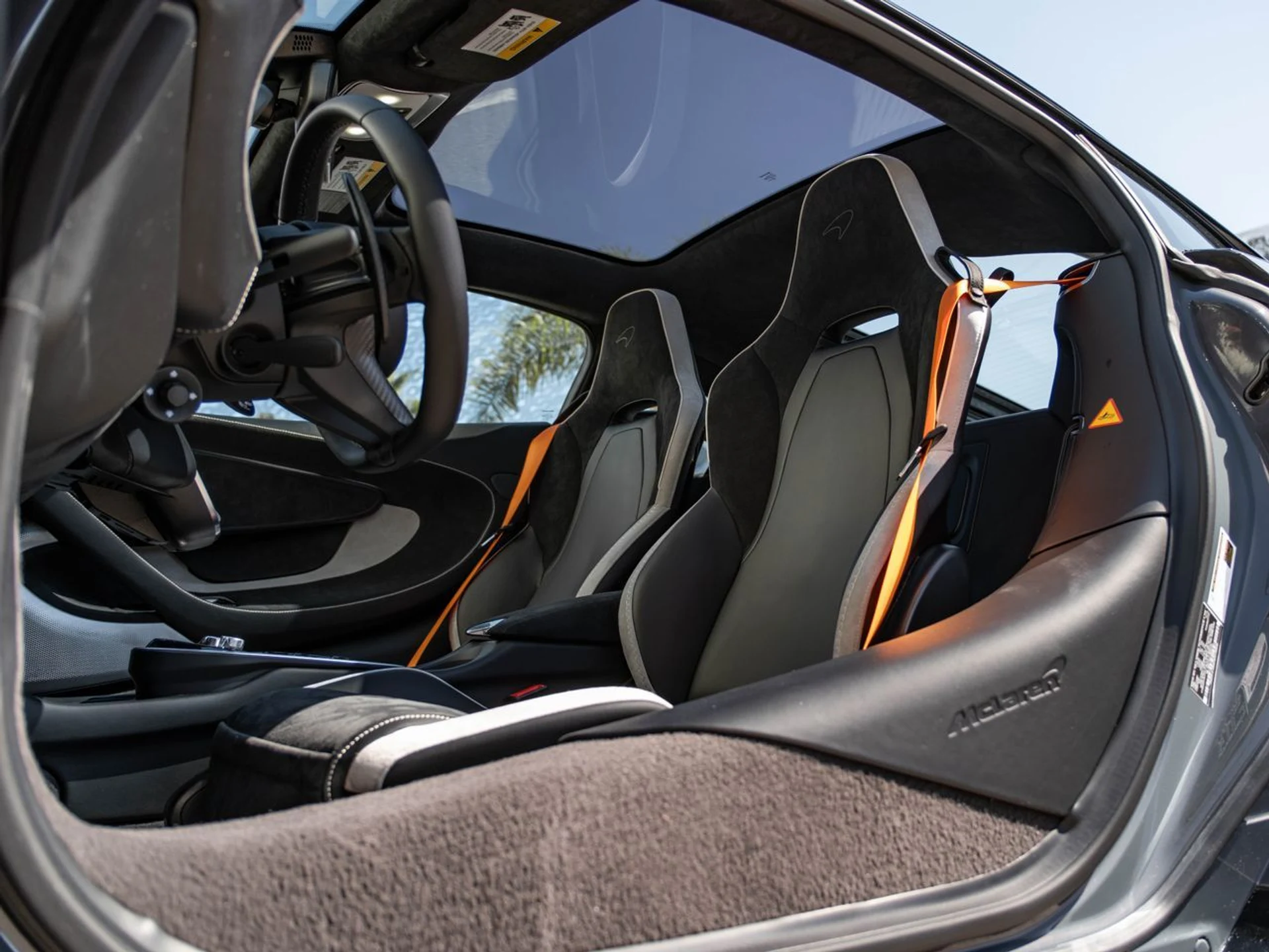 mph022_3689428859_72a371a42444bbf2666199eb1ac33e3ax_00f26ac347