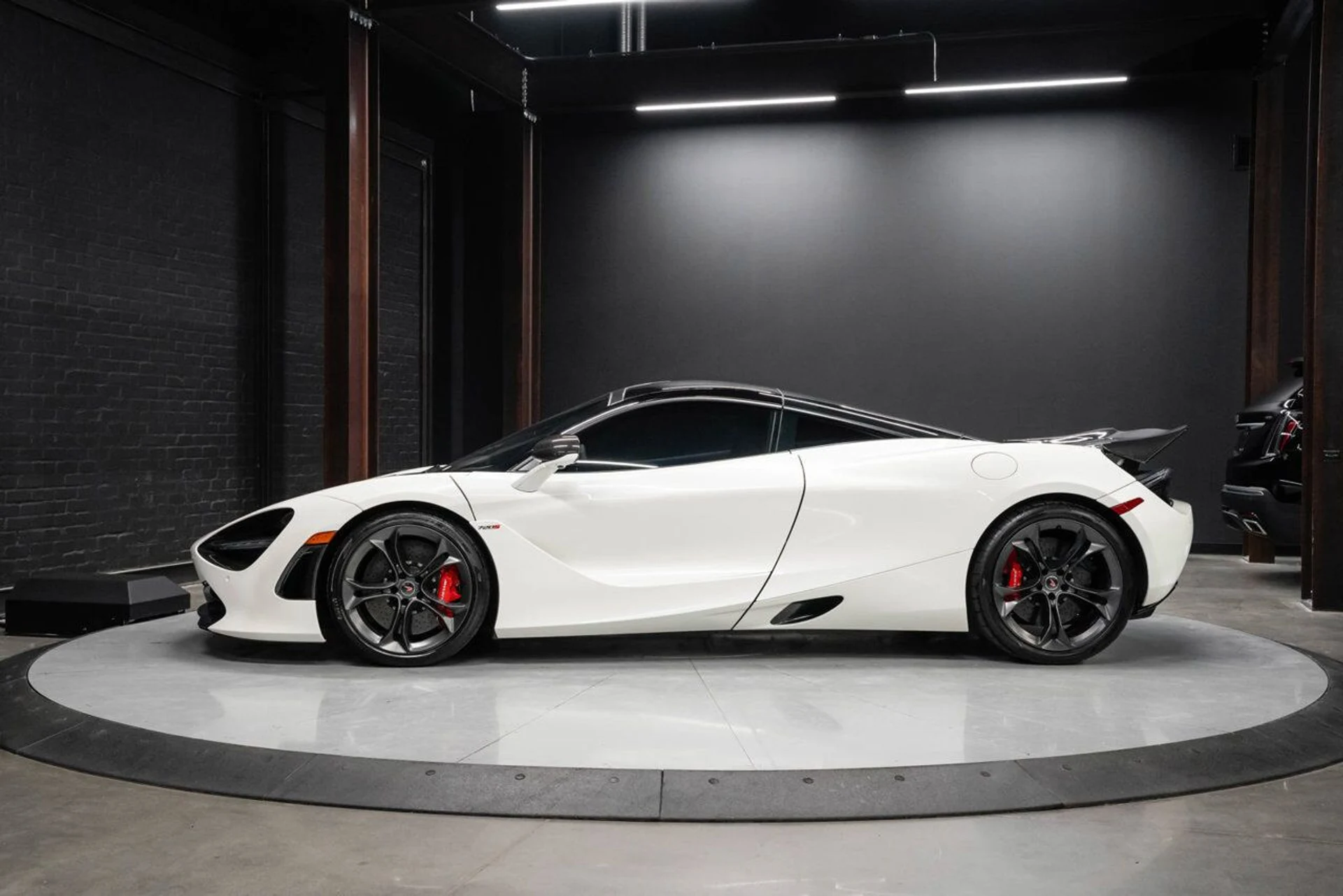mph022_3691454576_mclaren_720s_2018_1098868b46