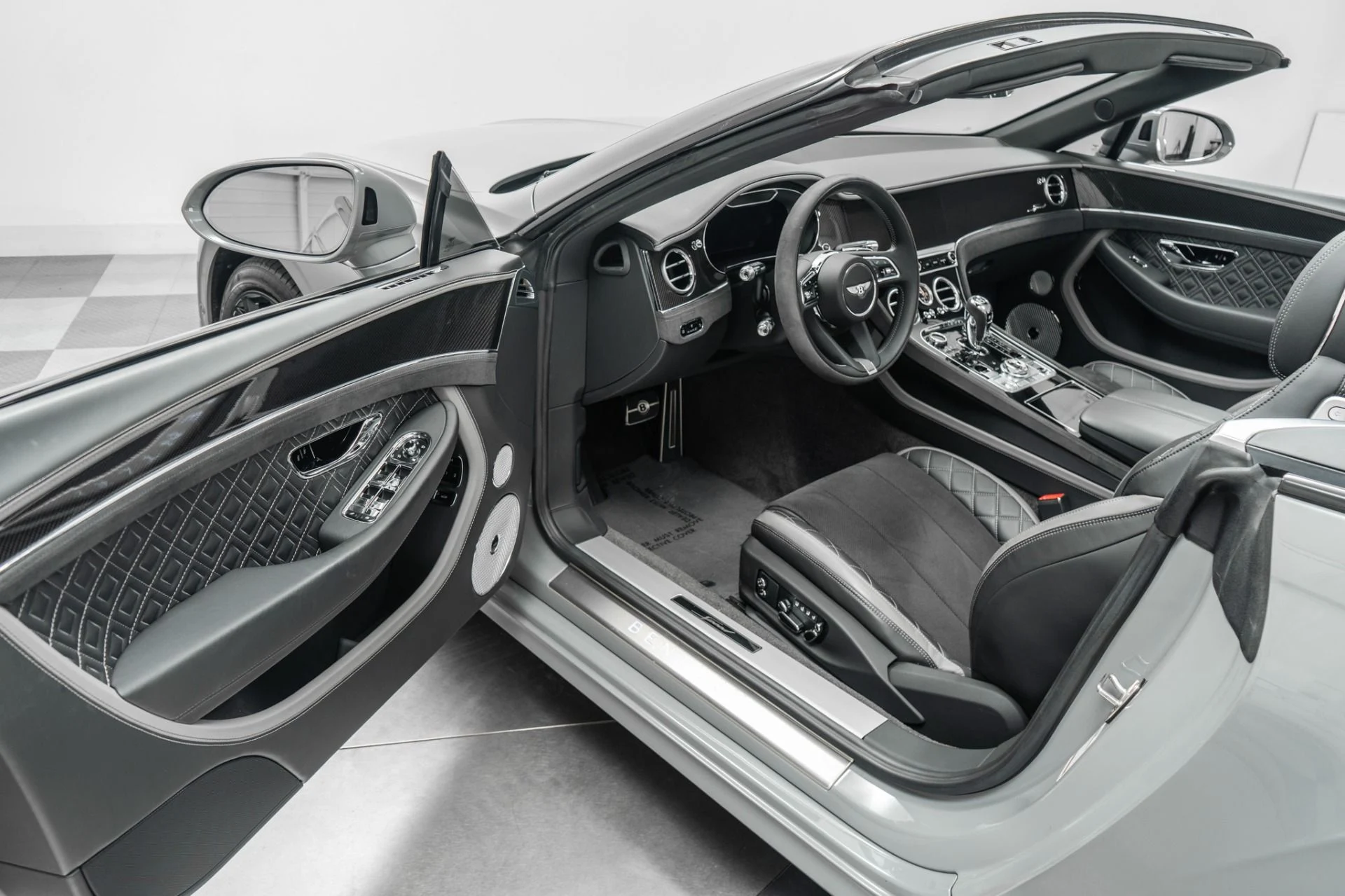 mph022_3691878893_Used_2024_Bentley_Continental_GTC_Speed_1784065541_627db0801f