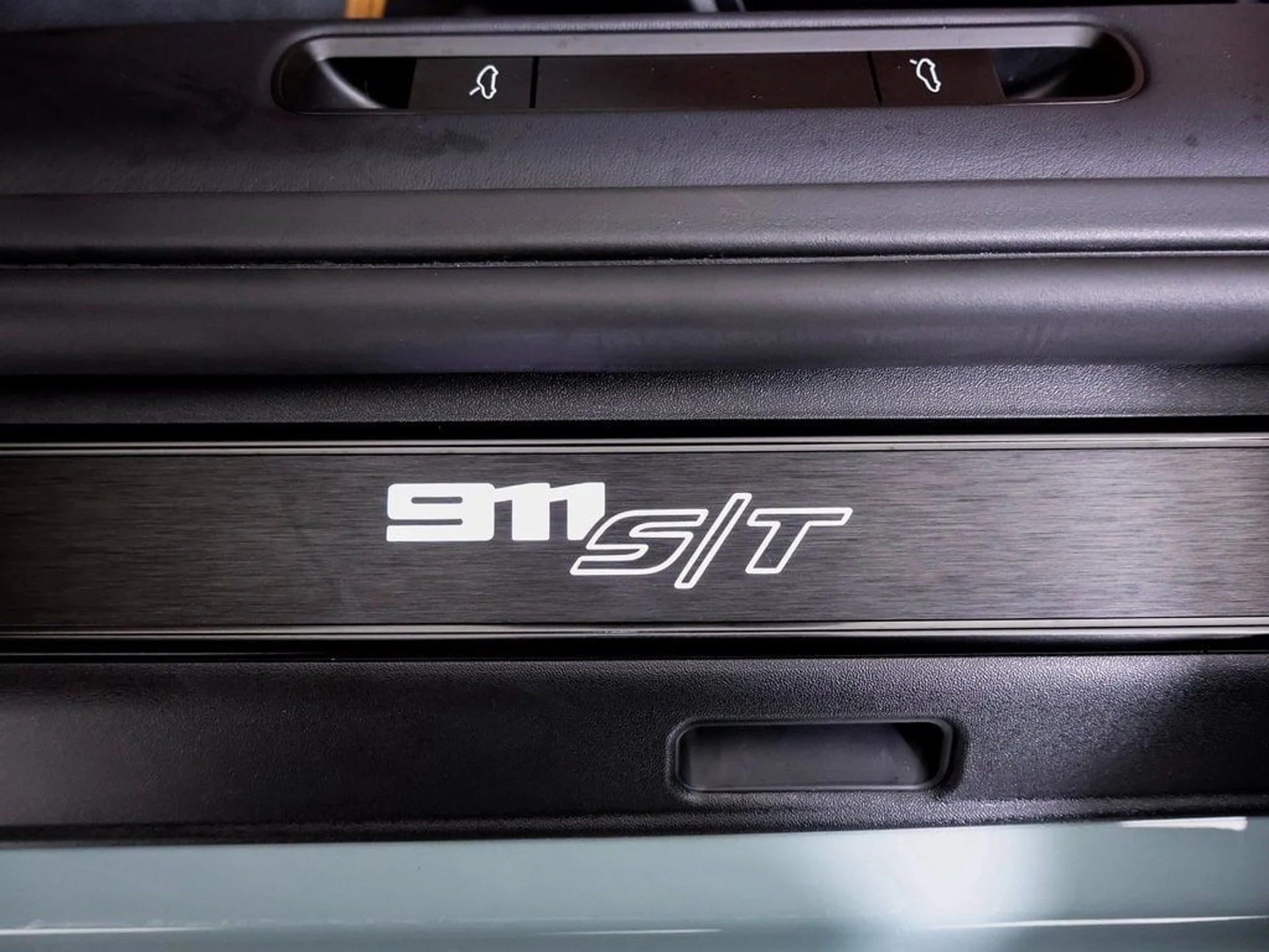 mph022_3696074848_f488fe4eae946dbb0a7c0953dc8d3c85x_f9c0669a6c