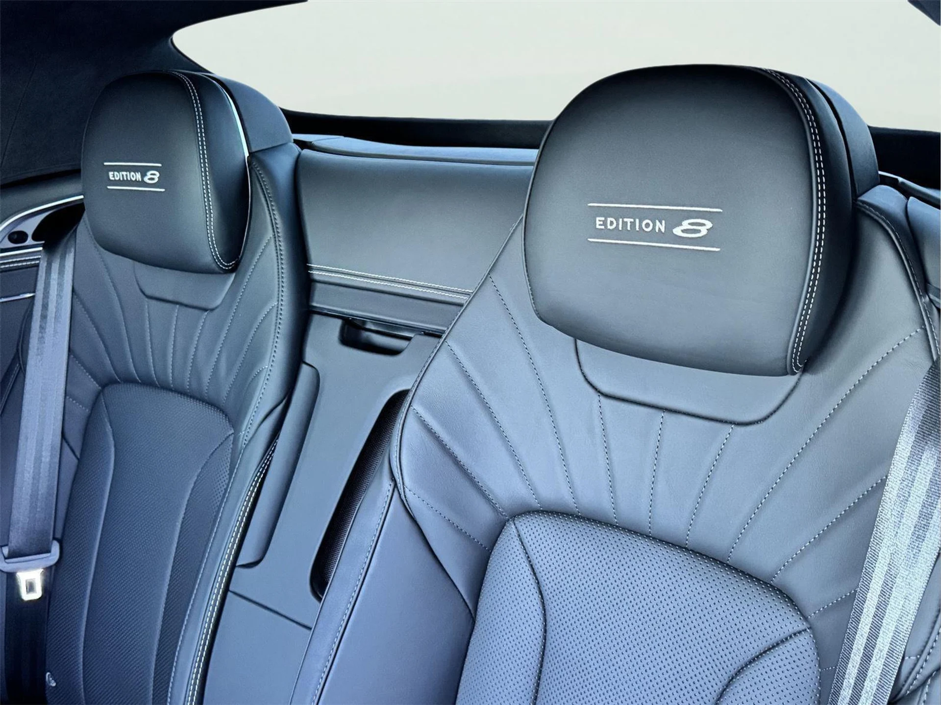 mph022_3701959800_ce86ace7241bf3a223ec073608d87b10_27116f4043