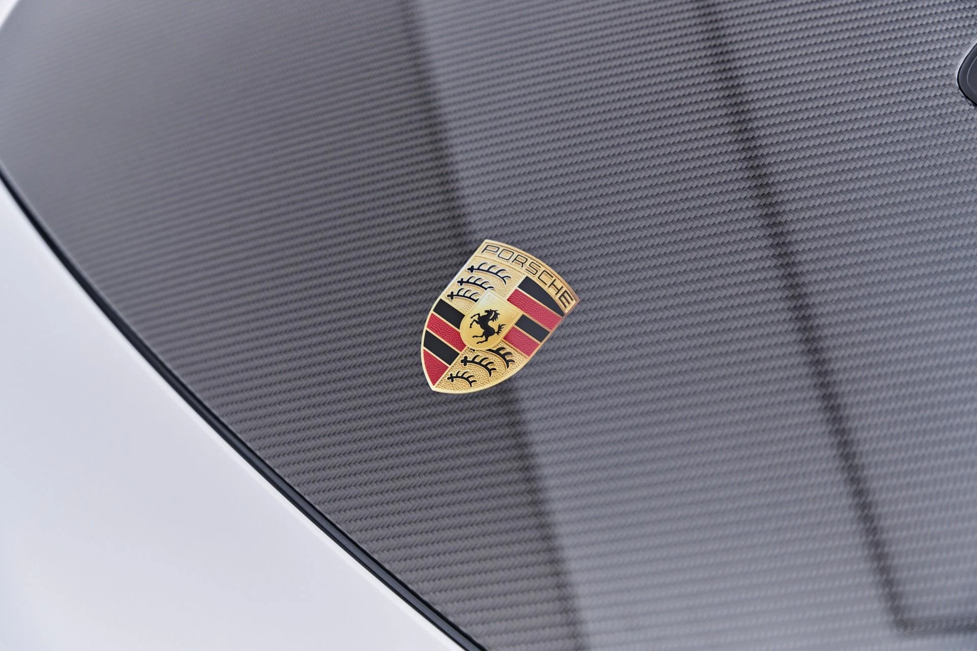 mph022_3702548587_Used_2025_Porsche_911_GT_3_RS_1790364119_4adc949327