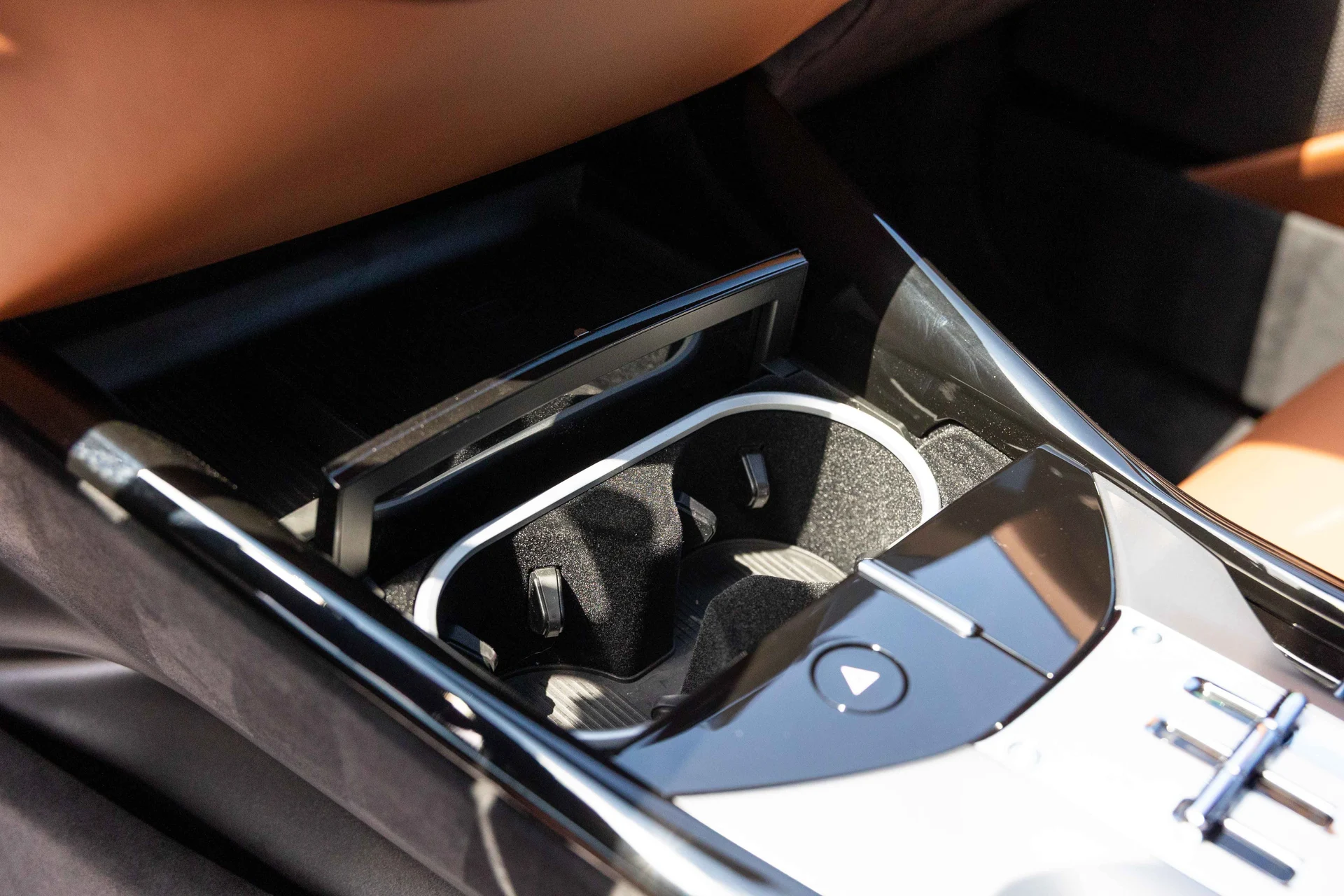 mph022_3702858554_068932e996091387a447f8a67959ed82_800c4996d8