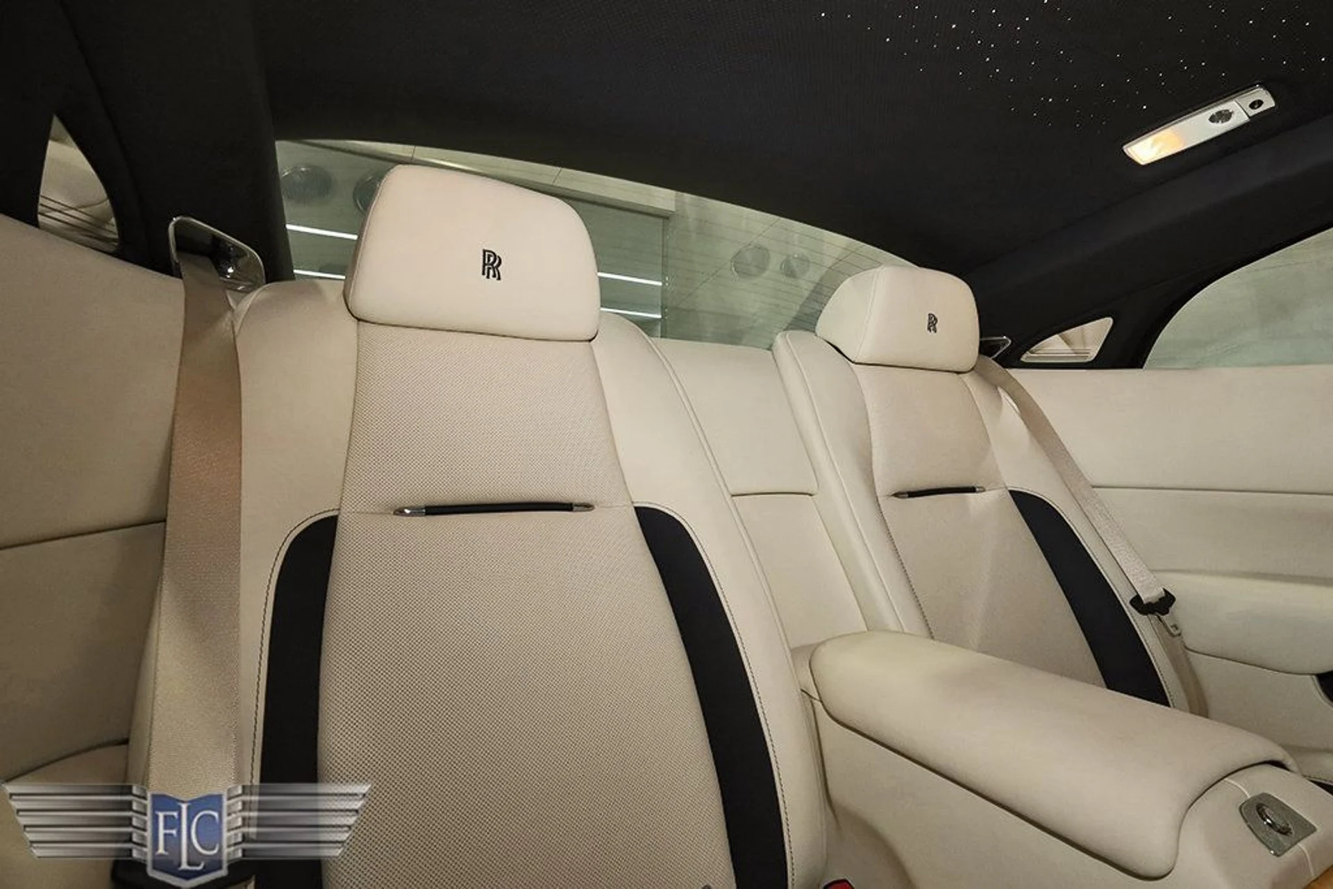 mph022_3704798288_used_2019_rolls_royce_wraith_coupe_9689_22959552_23_1024_05dea66755