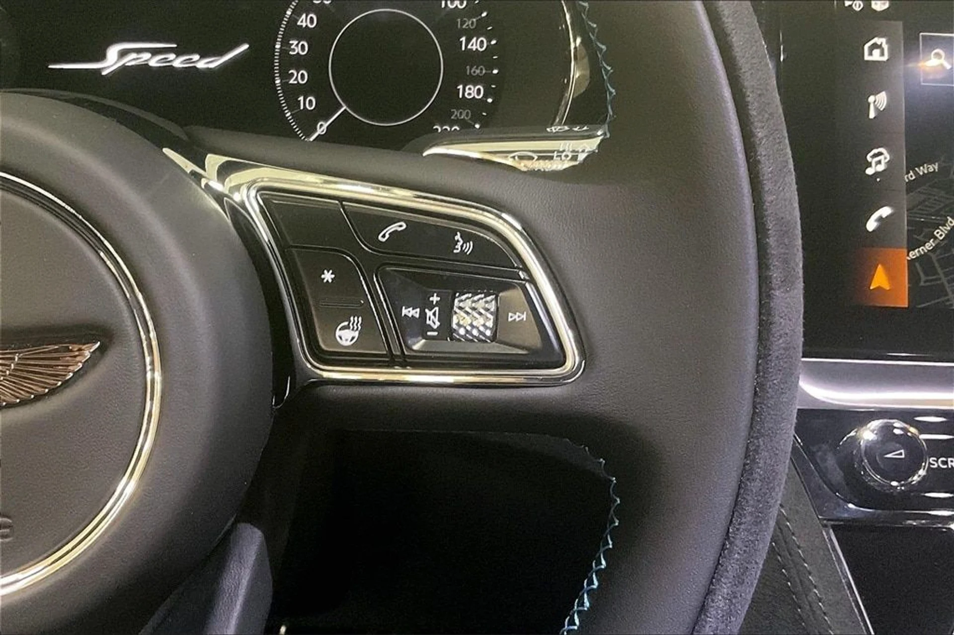 mph022_3707316690_6c55abf7a22d1a3e904333f651374435x_bf3b01b4b2