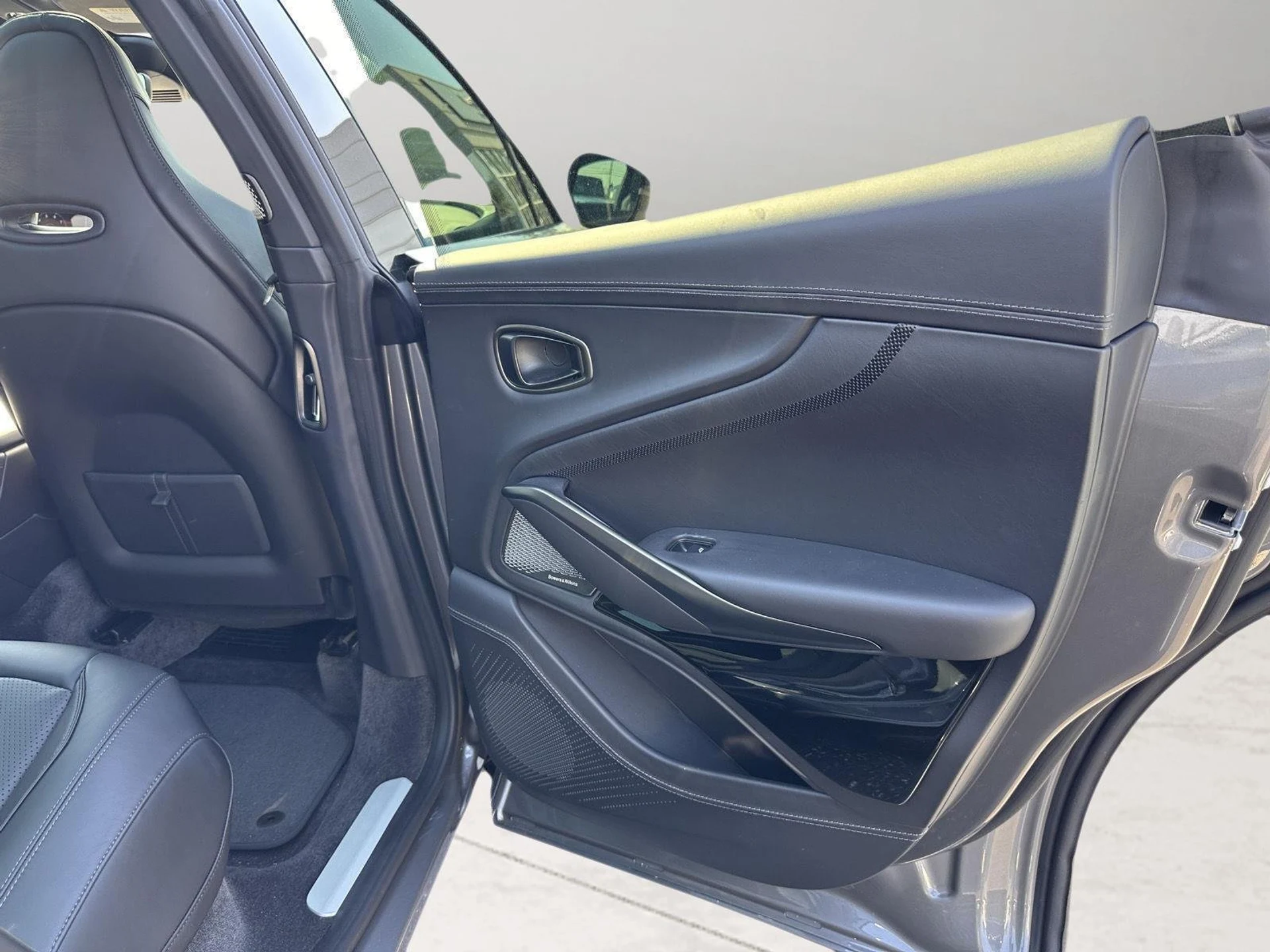 mph022_3707659779_14967b86fec43c0eb8374b392b2c2cc4_9477077e17