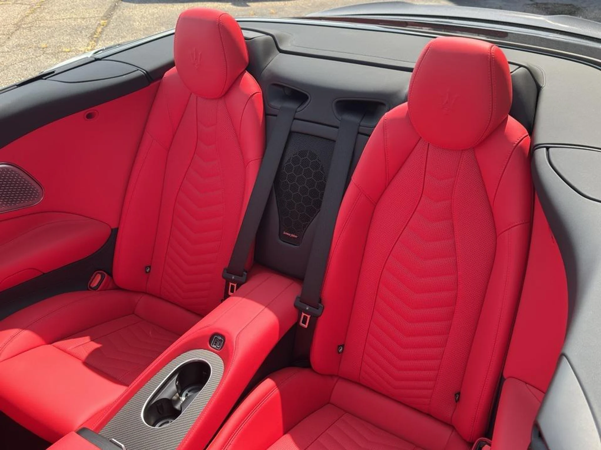 mph022_3708333619_Qwv_Rs_T8_Xwqc_Y0g_Vr_Pg_Vvsg_1h_WM_f3438aae15