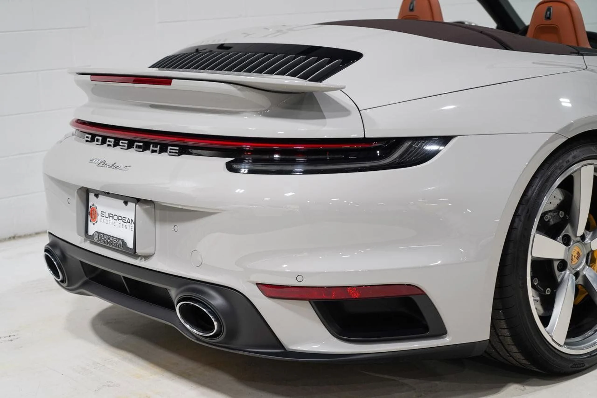 mph022_3712215004_5db3a0c662134dd48190f94b950bf9ad_0a18f5a88c