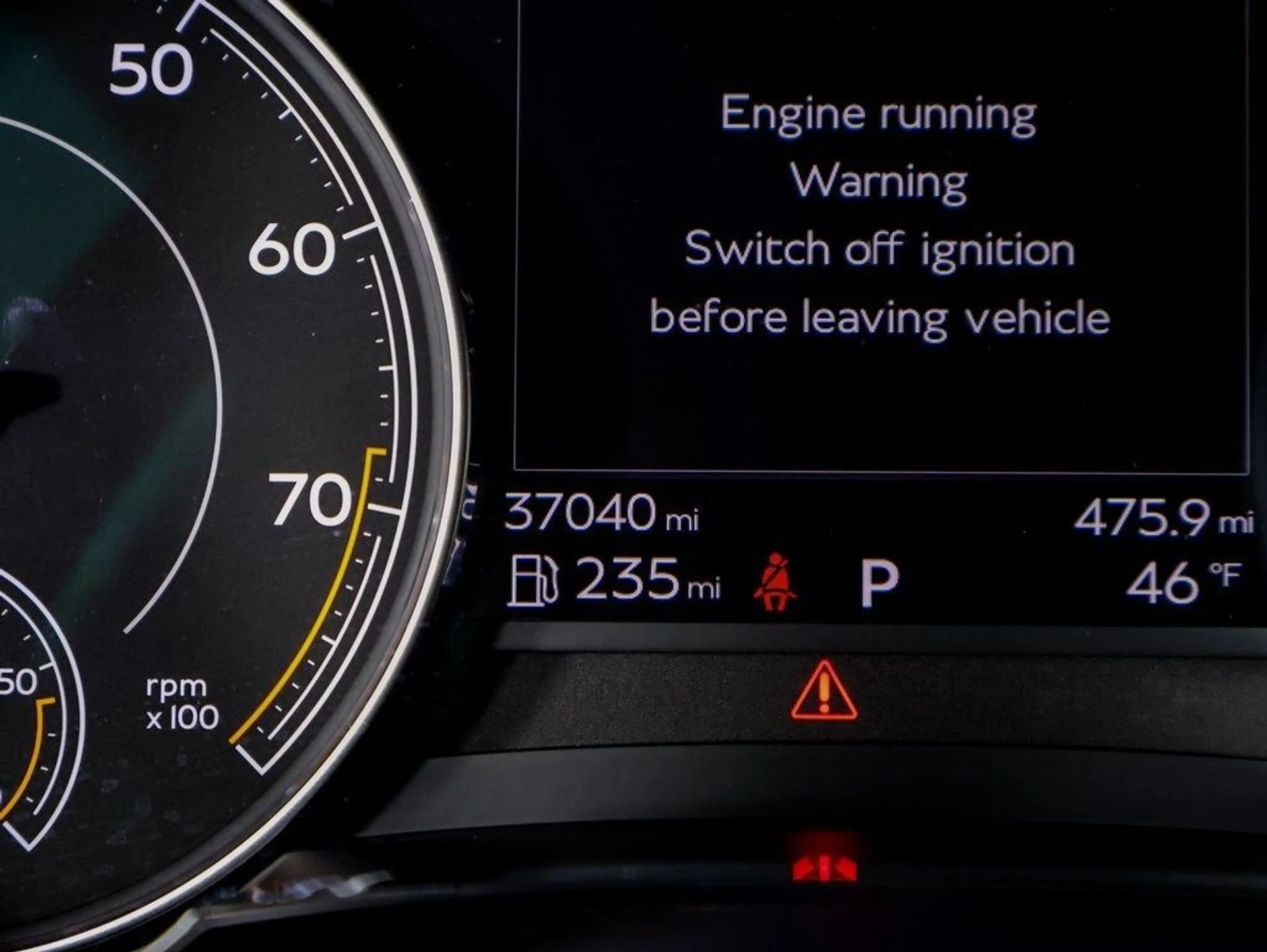 mph022_3712431751_f410cba74143f5605f5815d2fa94ee7fx_2d859ec605