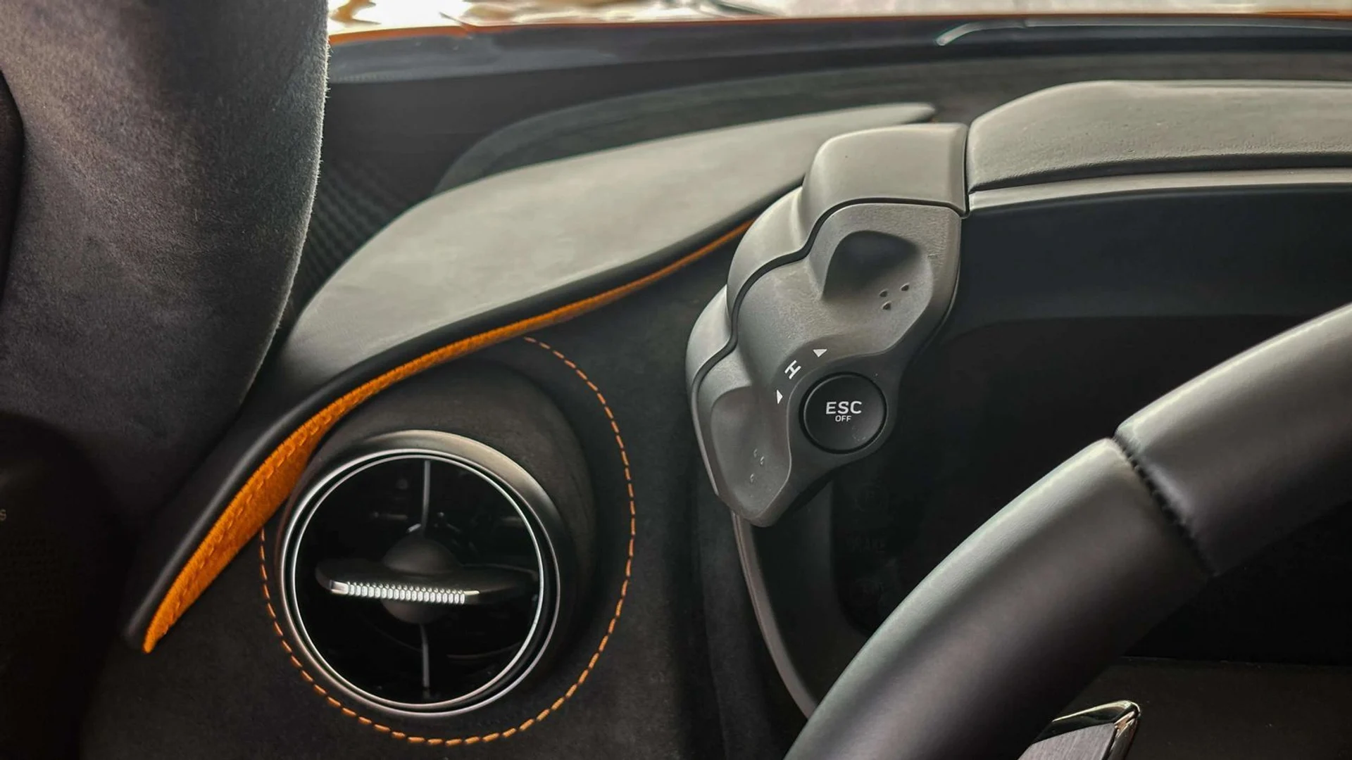 mph022_3717612083_793fedc7_4536_4d13_a9a5_ce93a39056b7_38248549c3