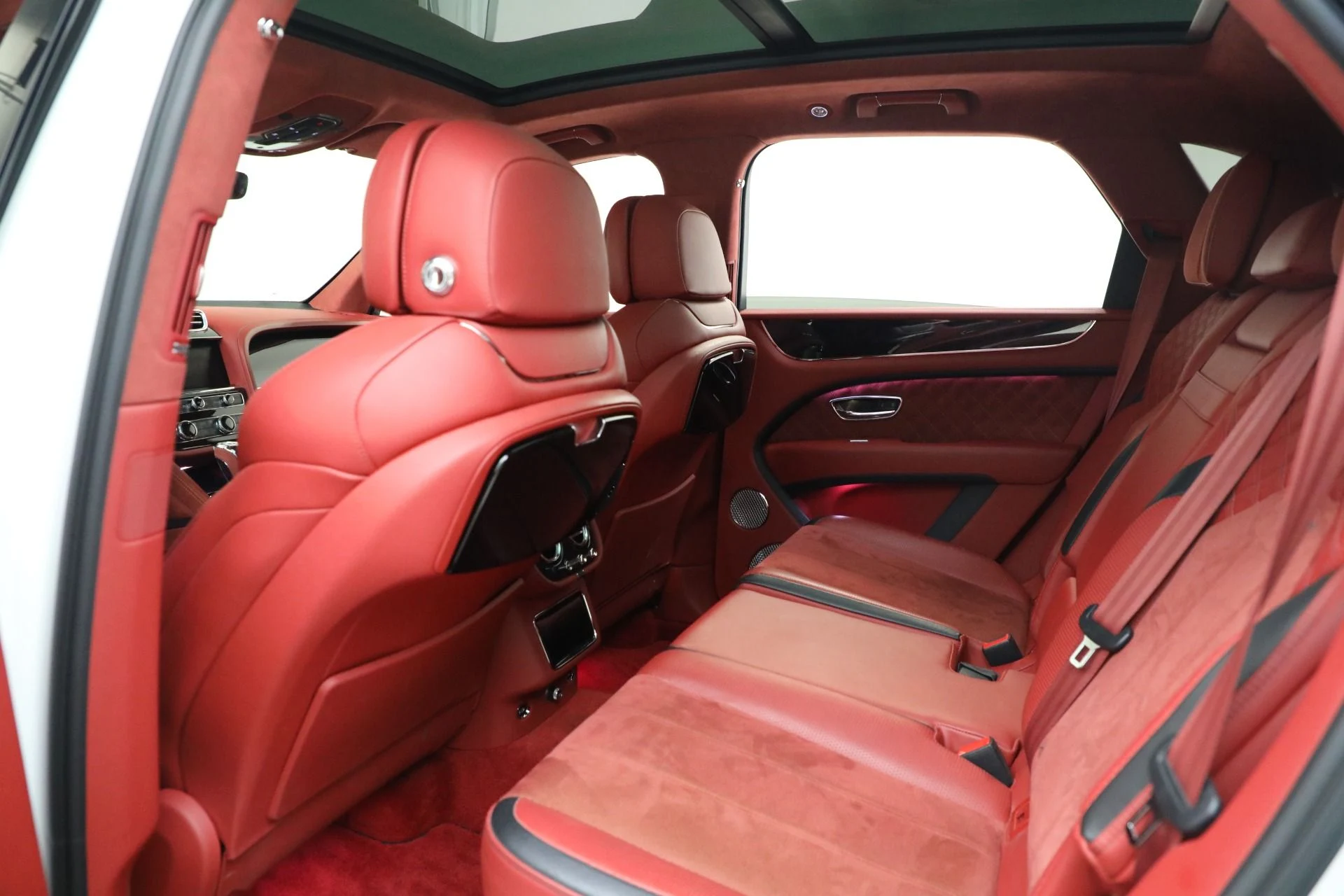 mph022_3717923695_Used_2022_Bentley_Bentayga_Speed_d95e98386d
