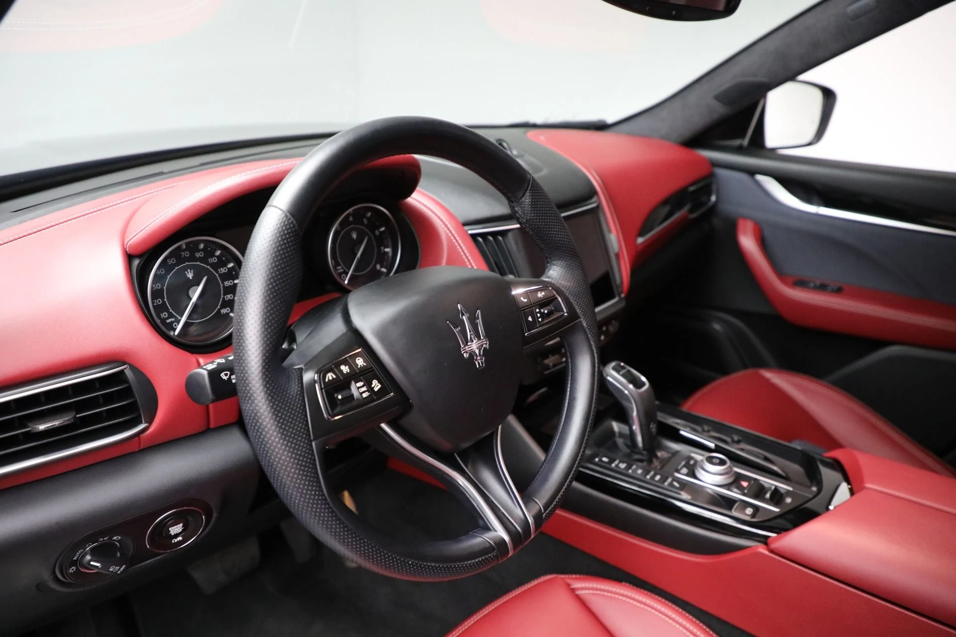 mph022_37186736_Used_2022_Maserati_Levante_GT_cd16b33546