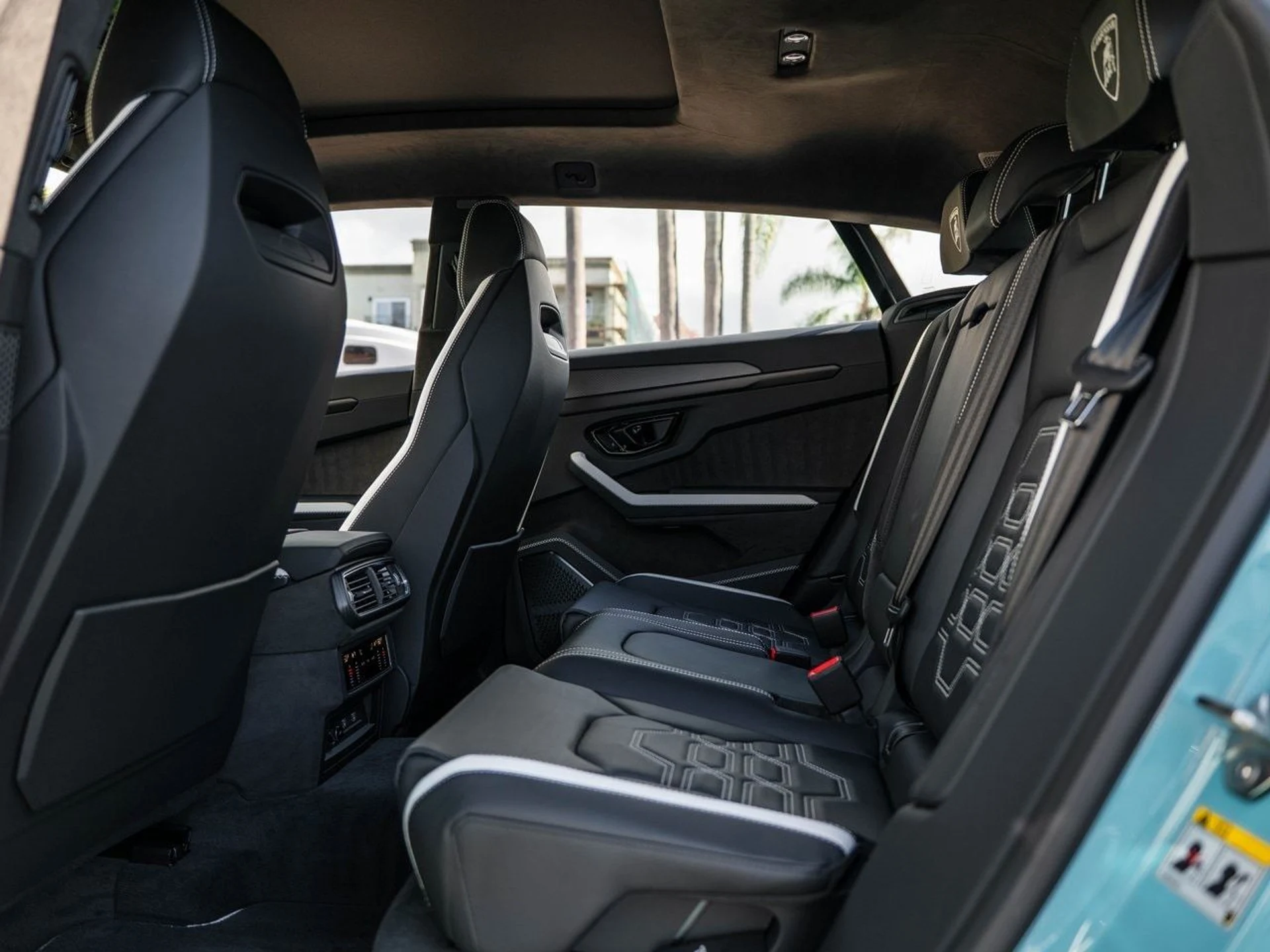 mph022_3721916722_fac363162caf3723db5c7e905e9d1b66x_2910ab1597