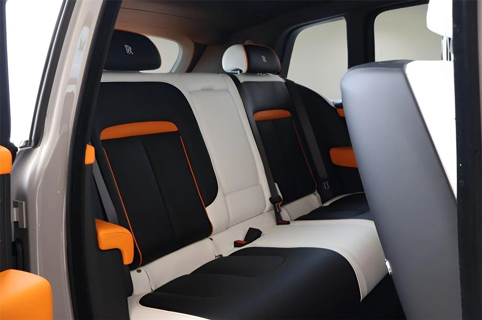 mph022_372667815_23_e4b2fb40c1