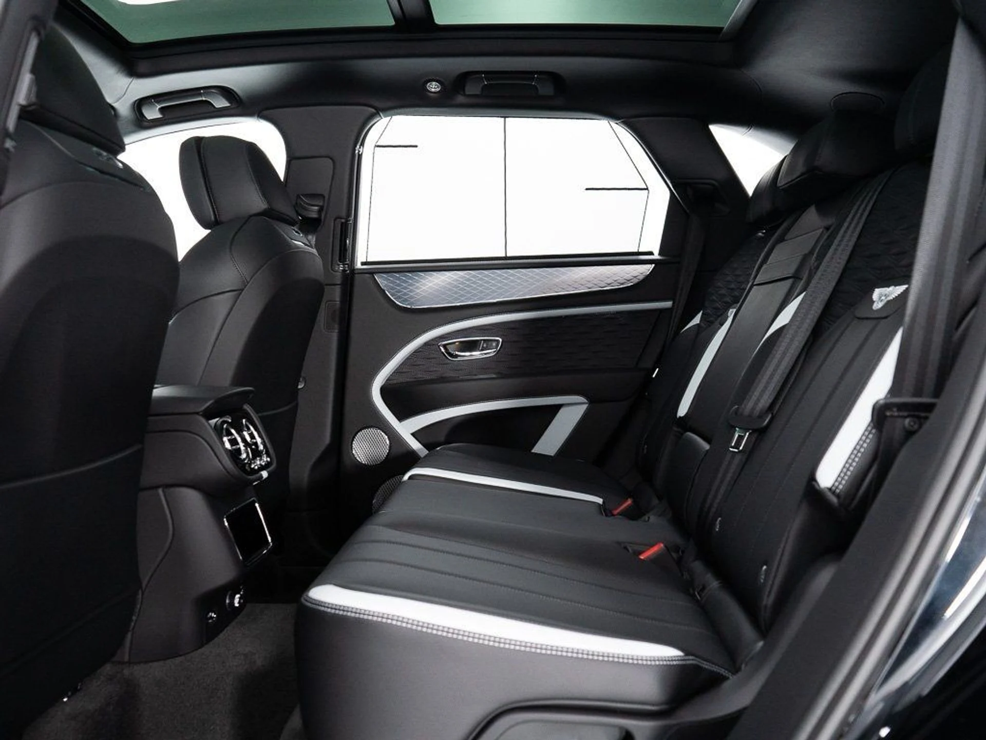 mph022_3728167130_ba948553e2a857b33de3d8c9b513f9b5_5df72df0e6