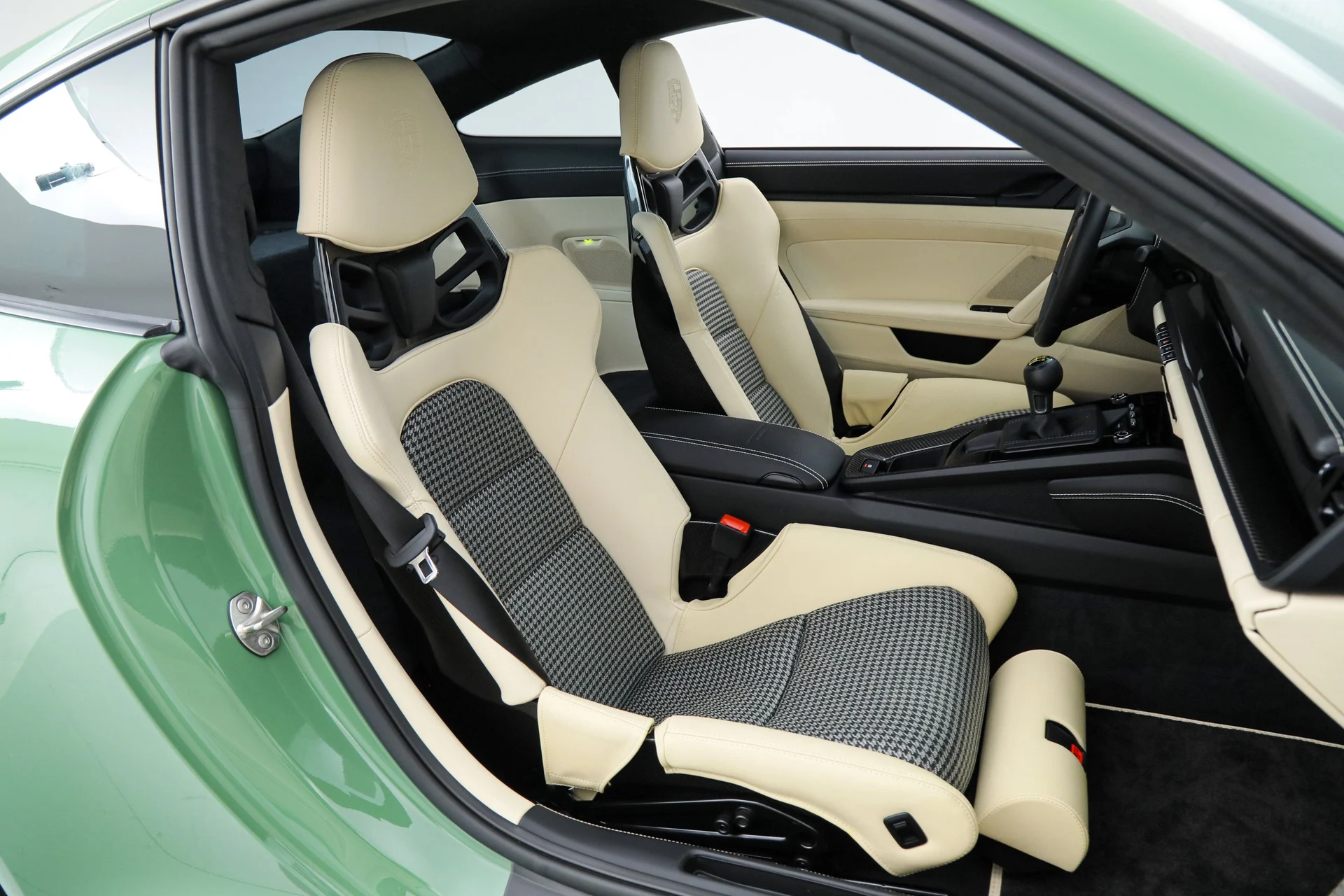 mph022_3728400105_c43b3fd5d0a6a903228d236019ec9cb2_1a316b8e3b