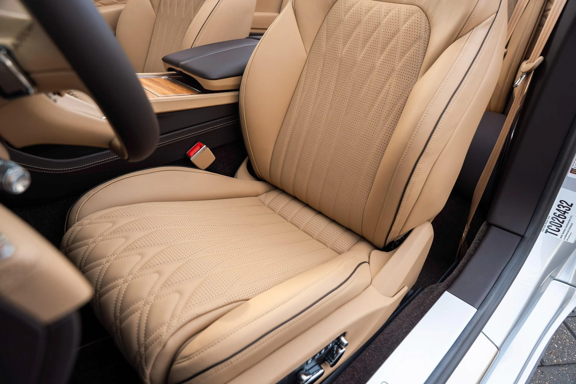 mph022_3740368105_477619926_69423fc26f06135f3b57d9d7_f5a86d8715