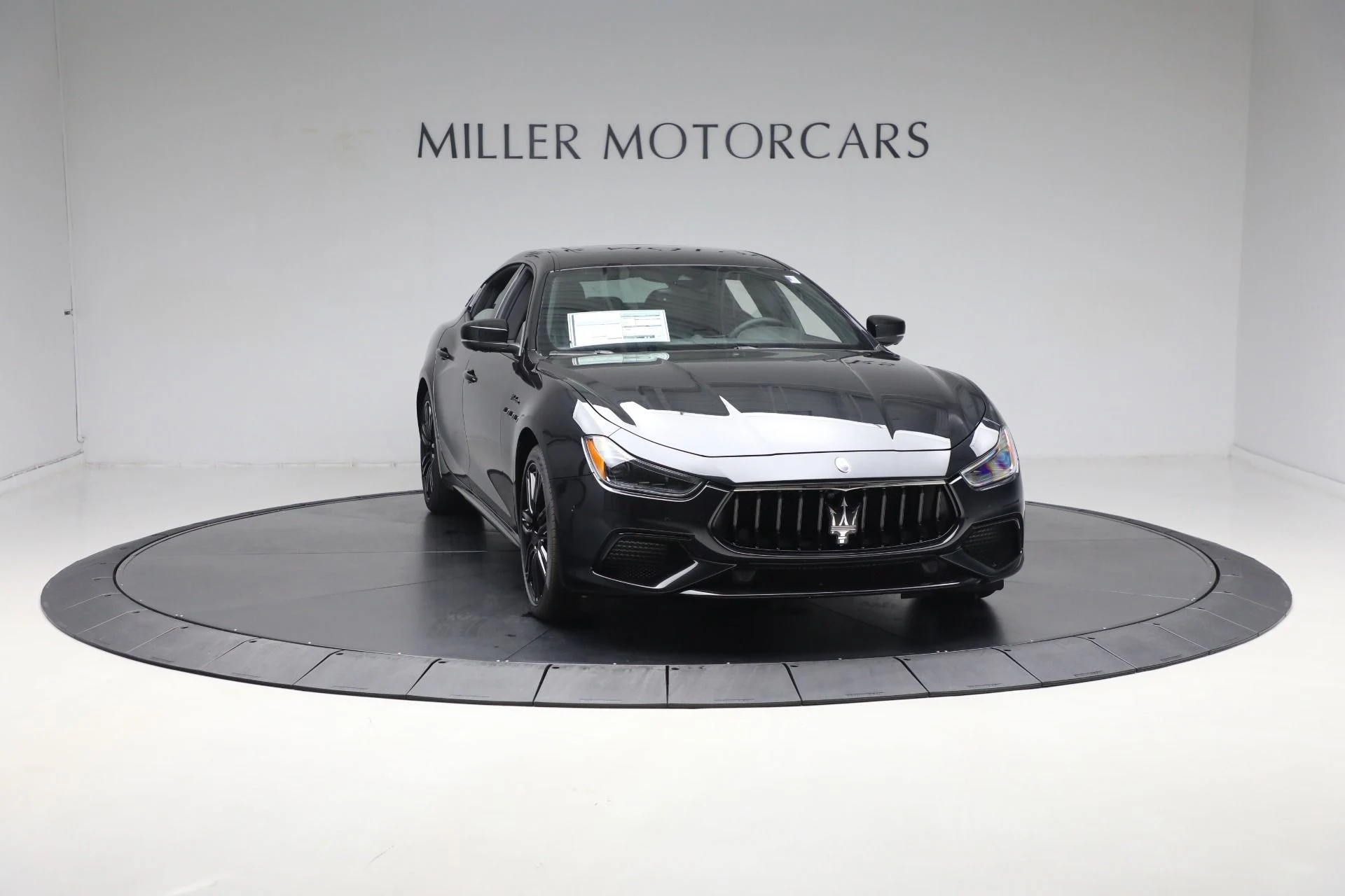 mph022_3742066123_New_2024_Maserati_Ghibli_Modena_Ultima_Q4_646159f3c7