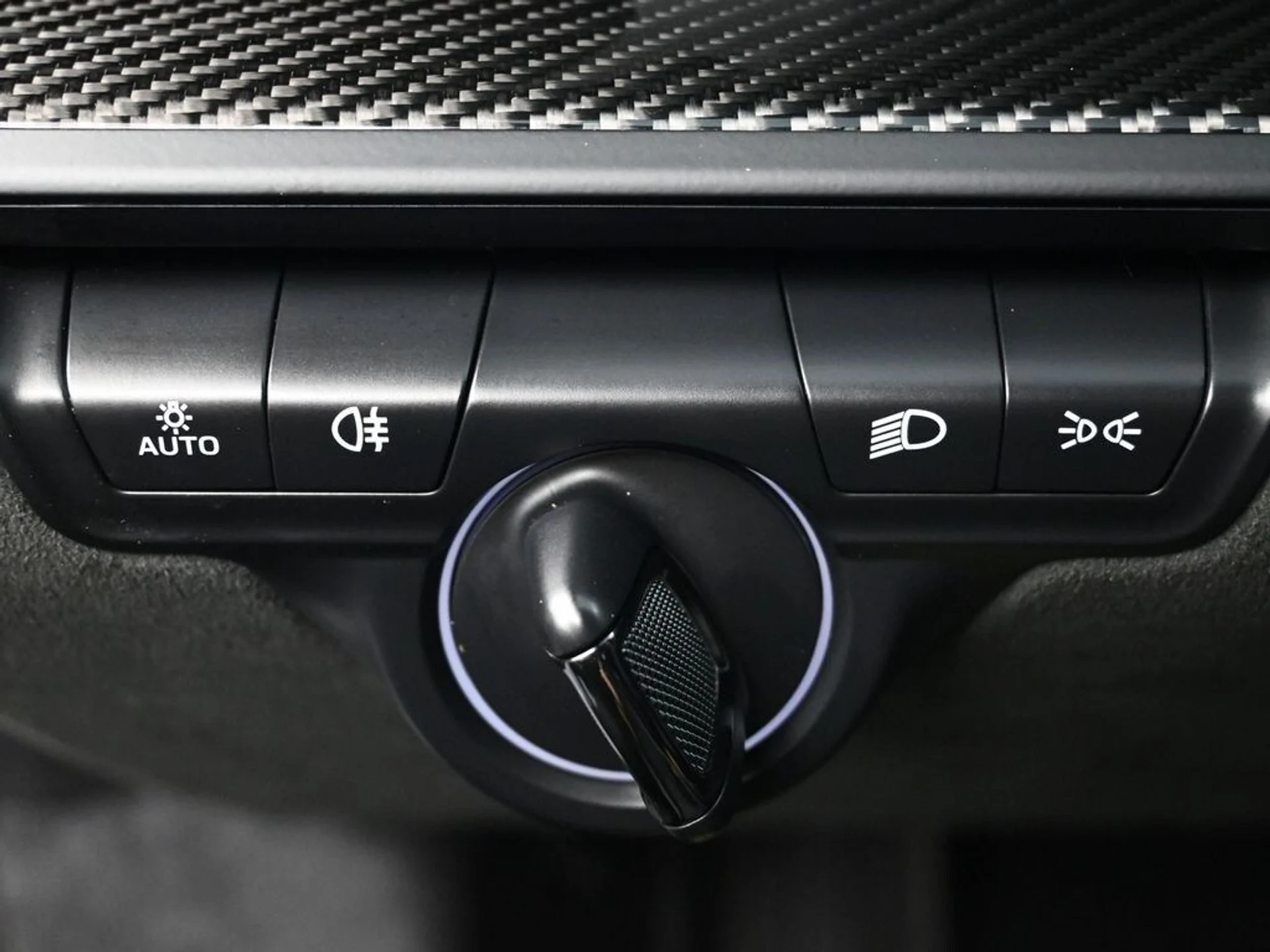 mph022_3744305467_cec8f87f4f79fa3ae631863ba715fb5bx_6af61243ca