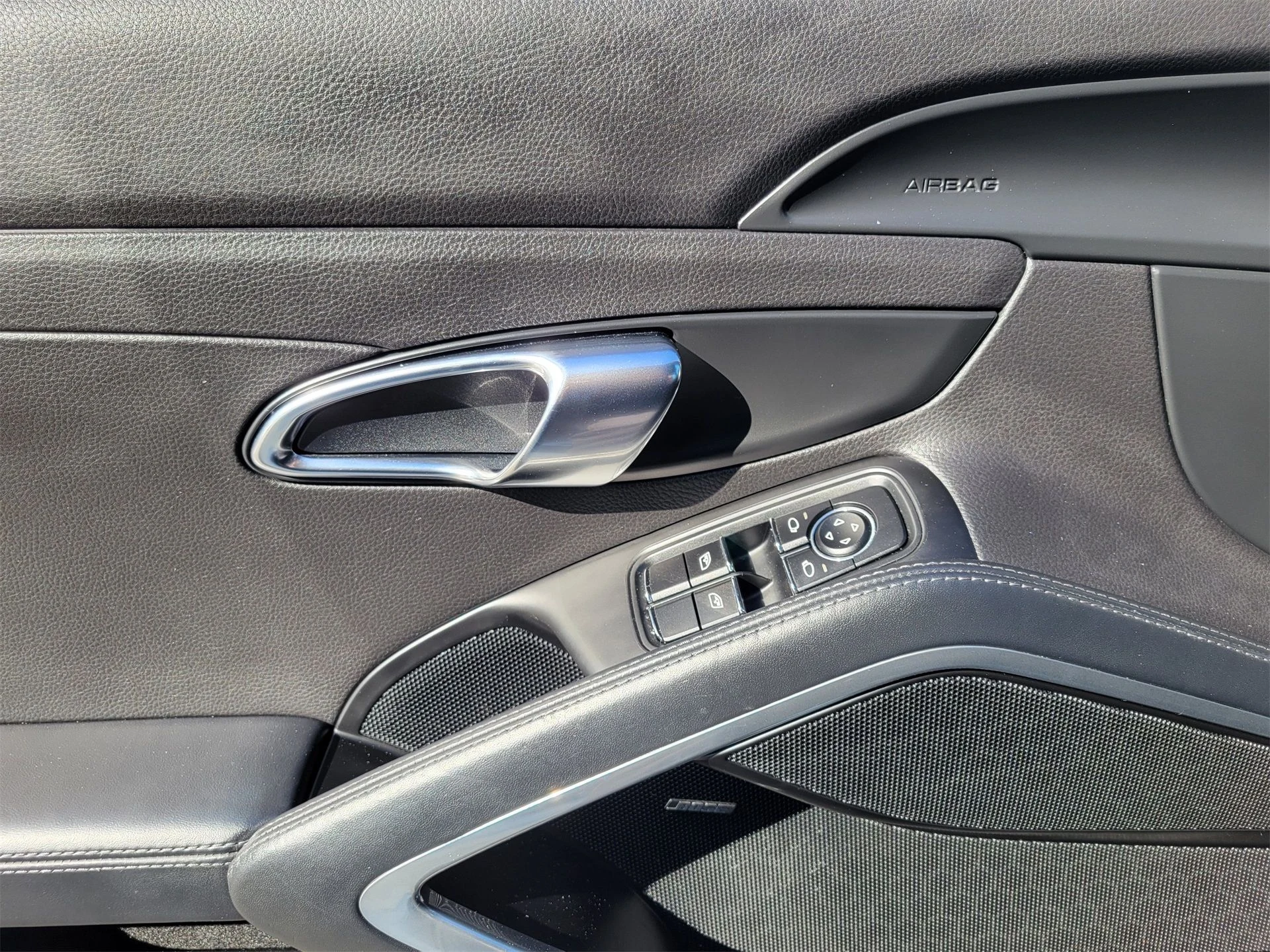 mph022_3748226334_eb4847644e7625a36f99017e927f8add_adfdc02af0