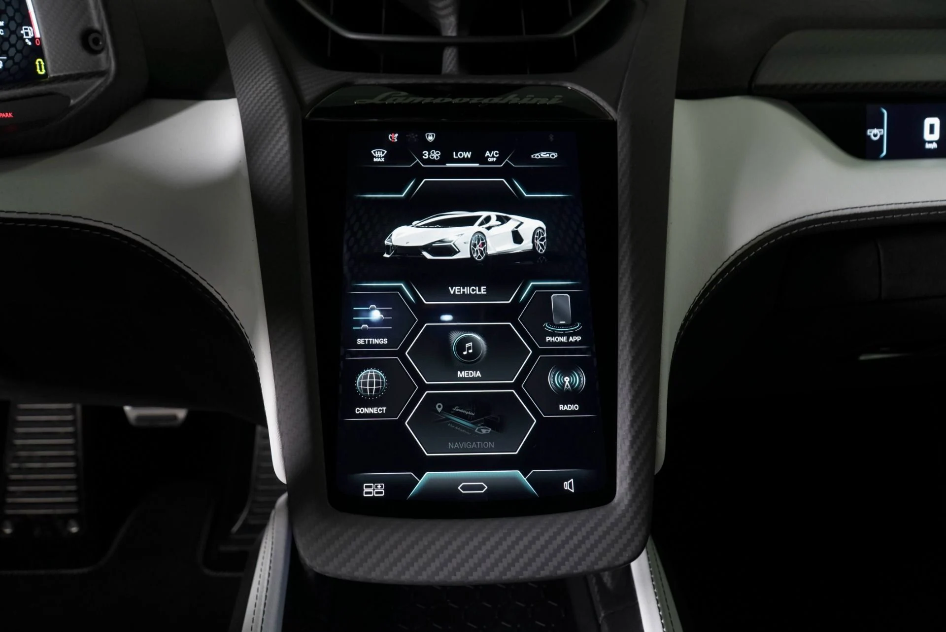 mph022_3748792633_New_2026_Lamborghini_Revuelto_1776293855_ba97420860