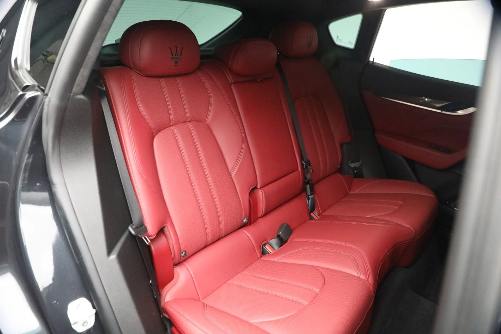 mph022_3749628838_Used_2022_Maserati_Levante_Modena_1778957169_e5e04ada34