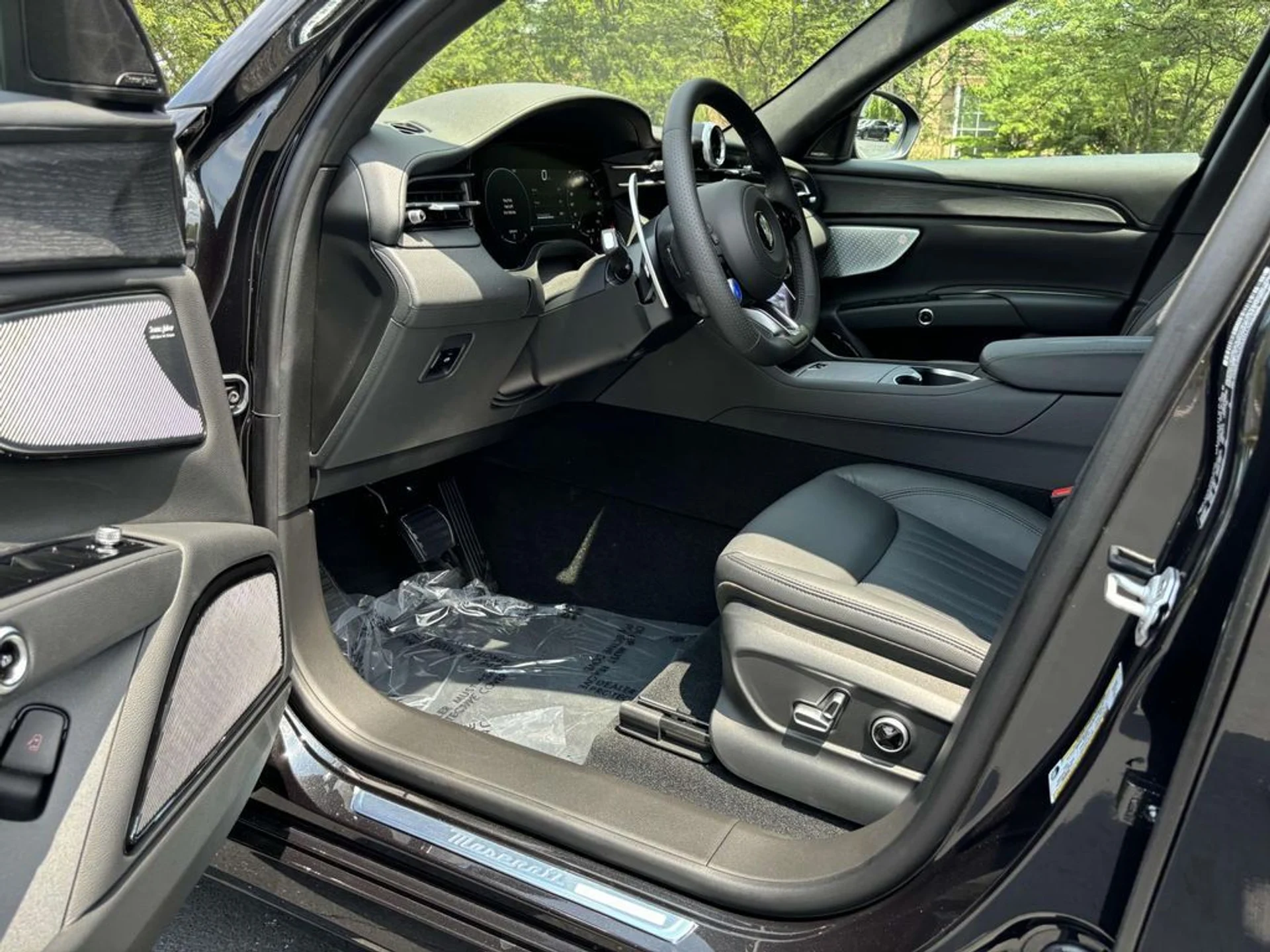 mph022_3750940015_b51121f1ef46ca852014f54c0dff6d88x_eaee221779