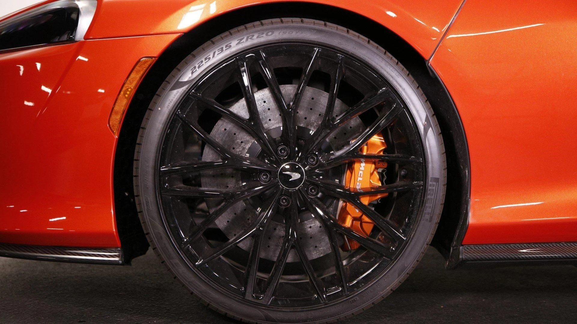 mph022_3752168883_Used_2023_Mc_Laren_GT_1698837829_3c42b105a3