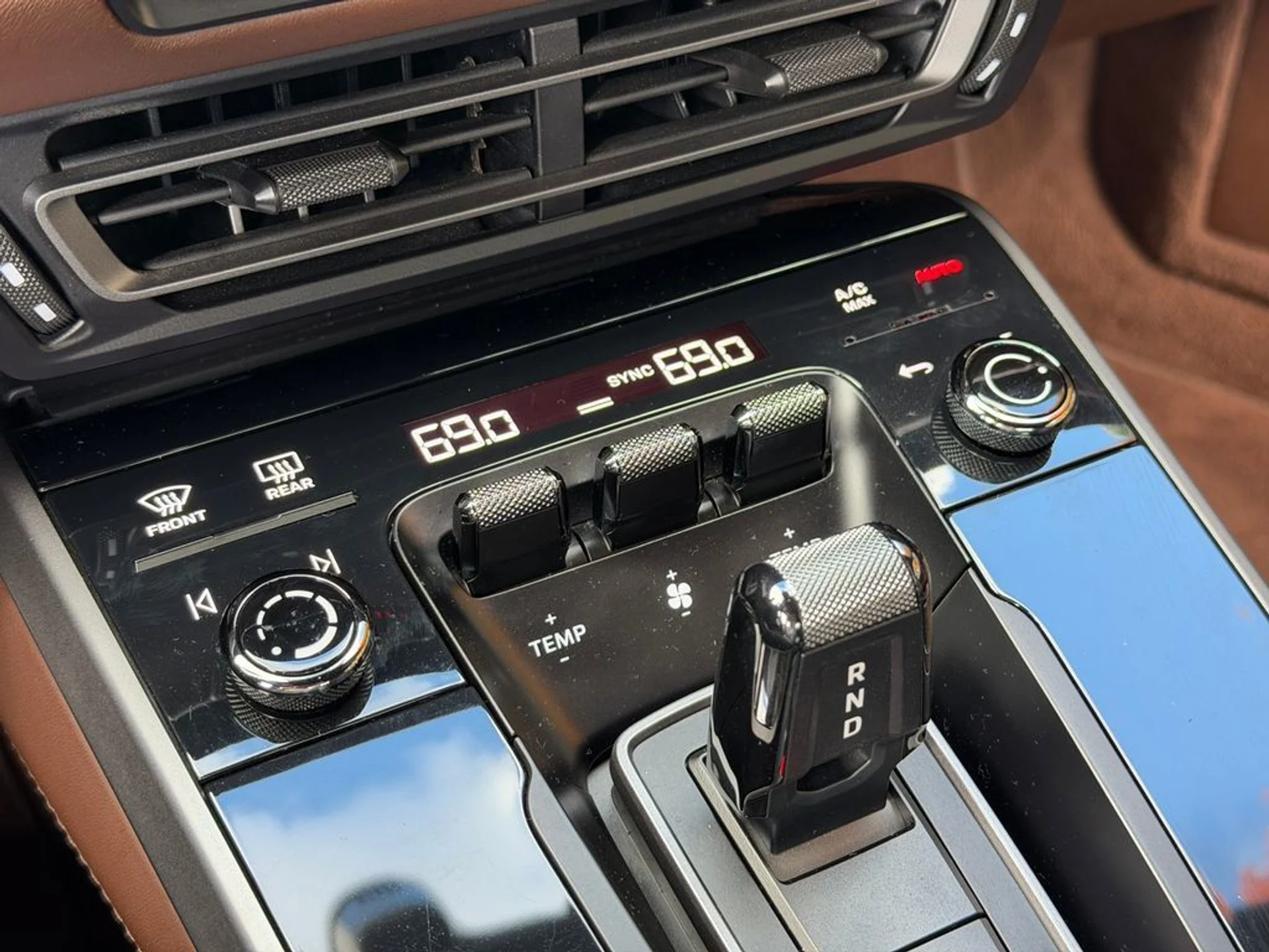 mph022_3759148876_12053cb2ae4c48b3809e0458440fb146_fe707aa37f