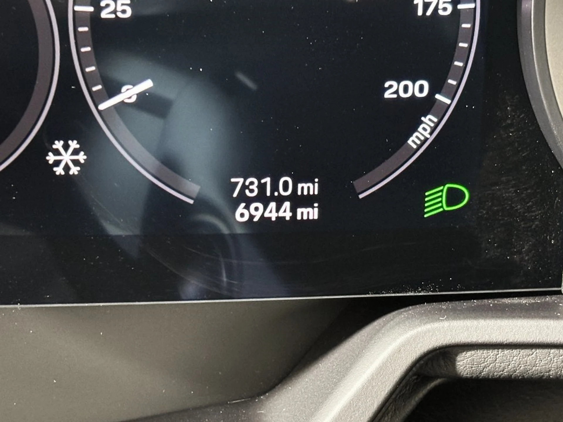 mph022_3776604373_23_20c7ac3b92