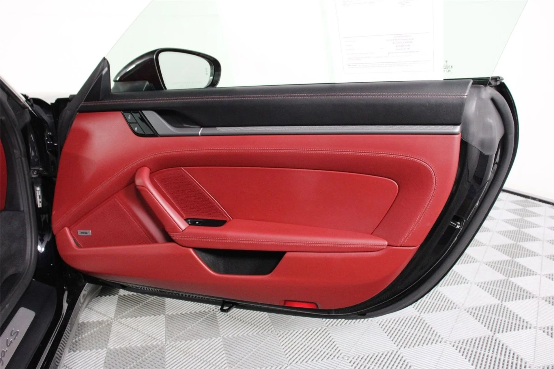 mph022_378045765_27888802f71b034075ed94926fc7b78f_5b38e45de2