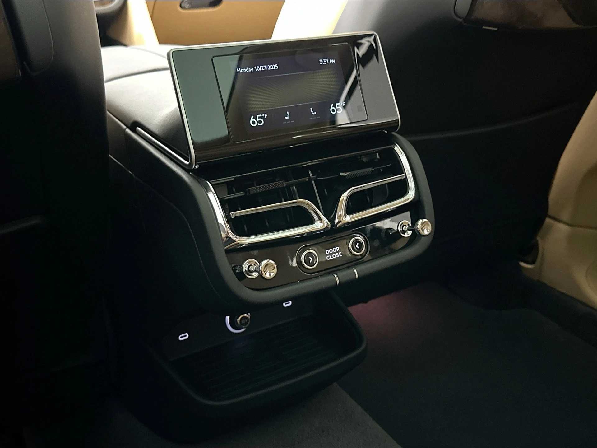 mph022_3781194565_23_4d026b0281