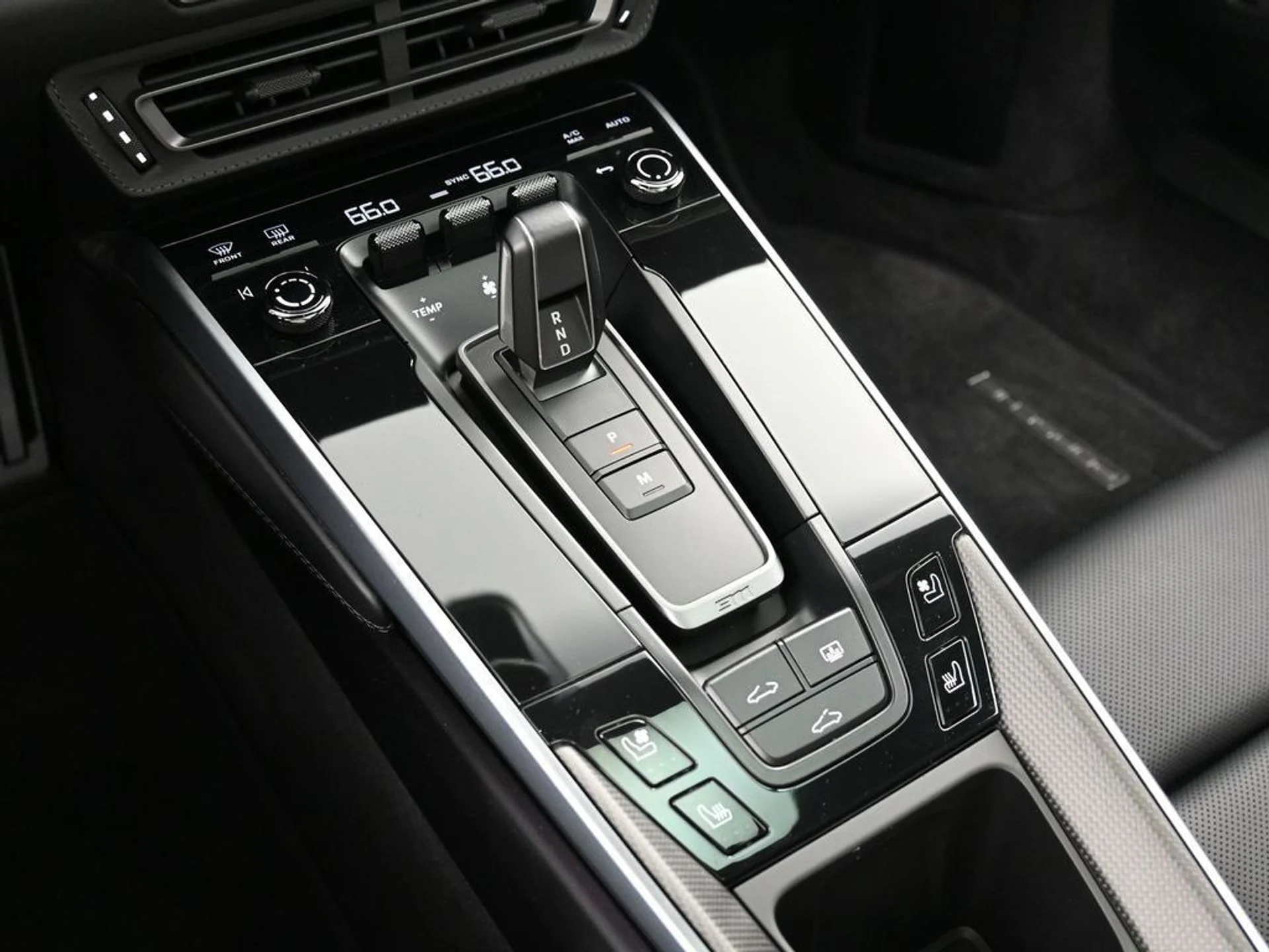 mph022_3784374955_b3adce6092d96635f8daba35f740b788_1fb9432441