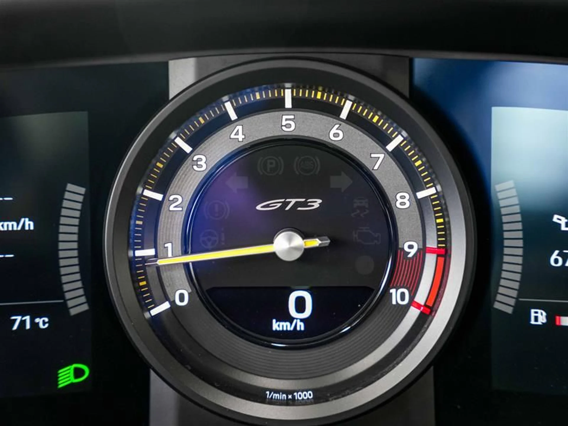 mph022_3789764861_m3rteiq1_4f8625d076