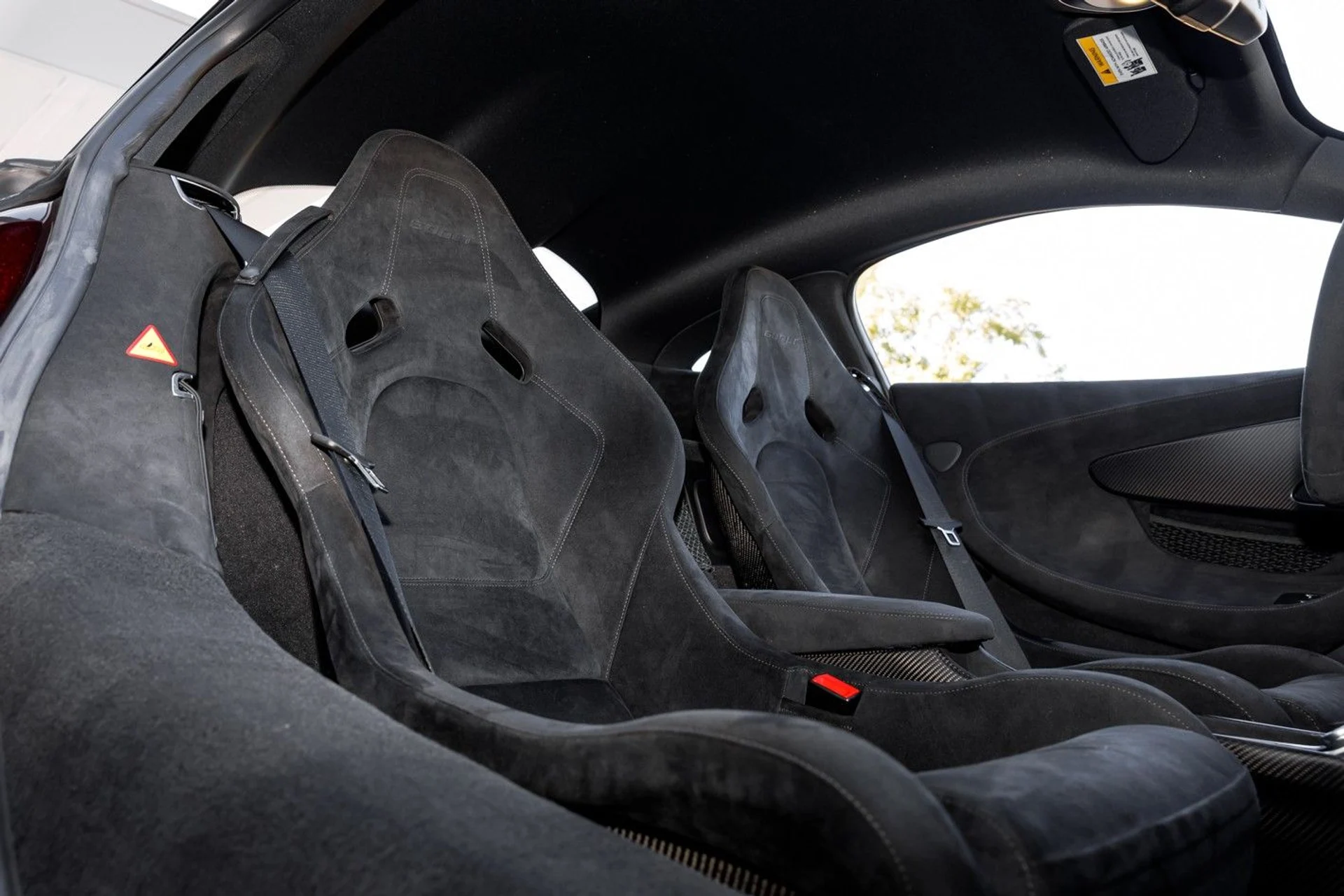 mph022_3790187399_615_p23_l_7cea5a2494