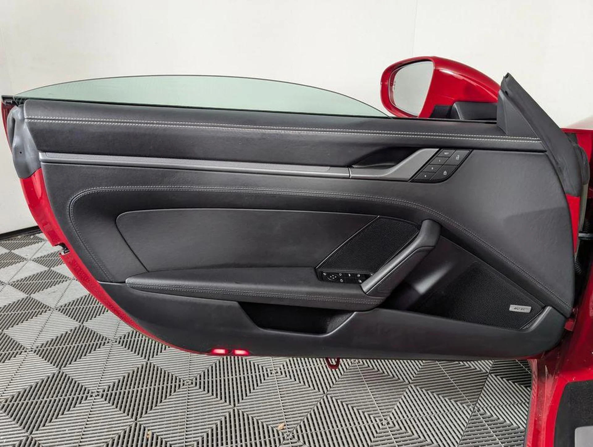 mph022_3791013990_B_Lrsa_KKCW_Yaa_Ext_Do_Z8_FO_4zhdd0_a78d3aa9ca