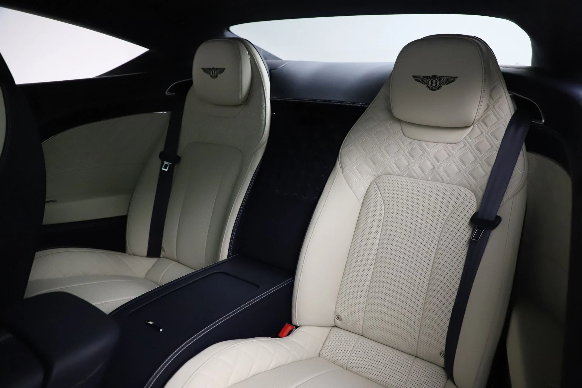 mph022_3792792781_Used_2021_Bentley_Continental_GT_V8_0d312b2979