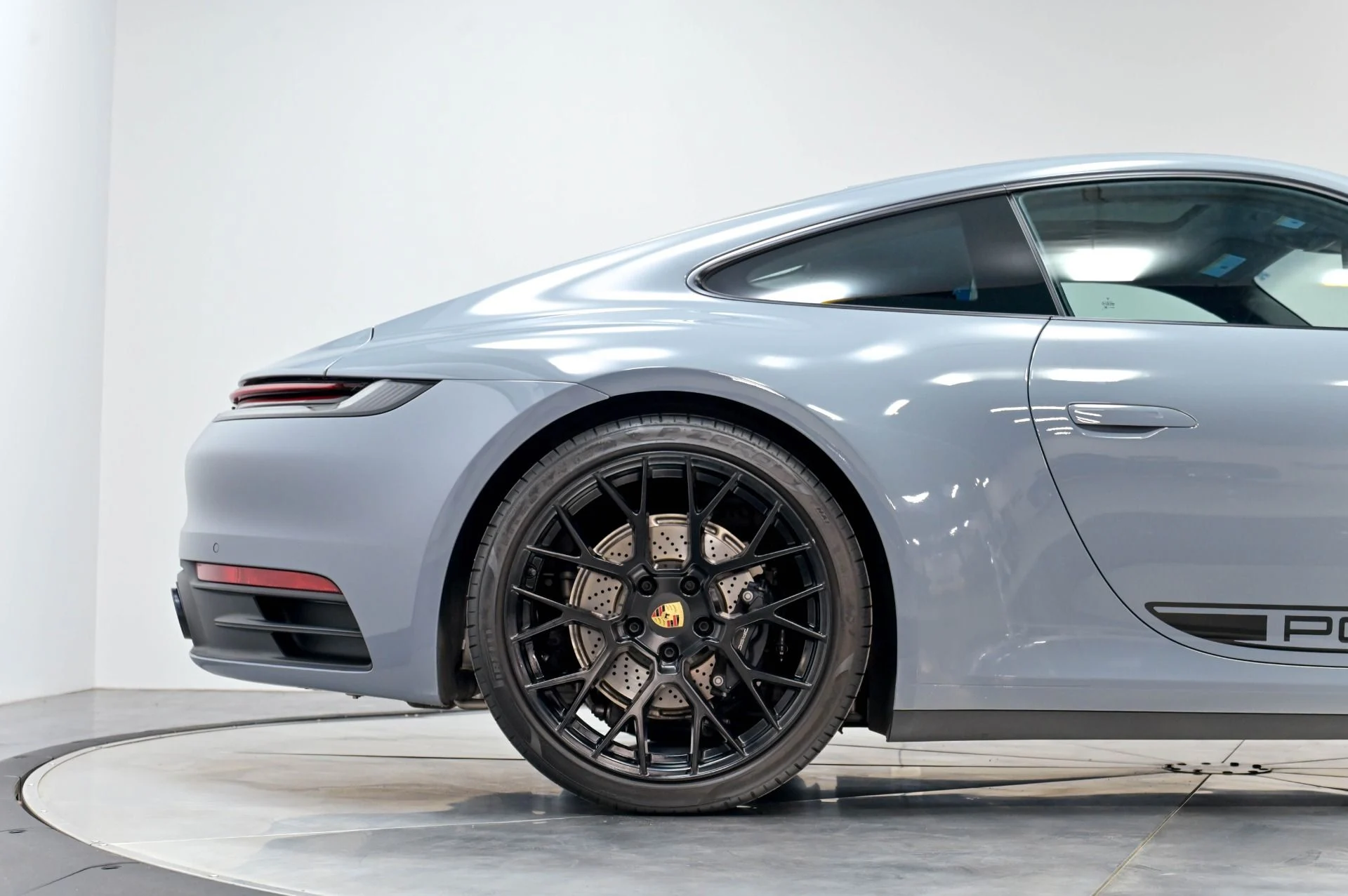 mph022_3810175819_Used_2024_Porsche_911_1782576081_13a26499af