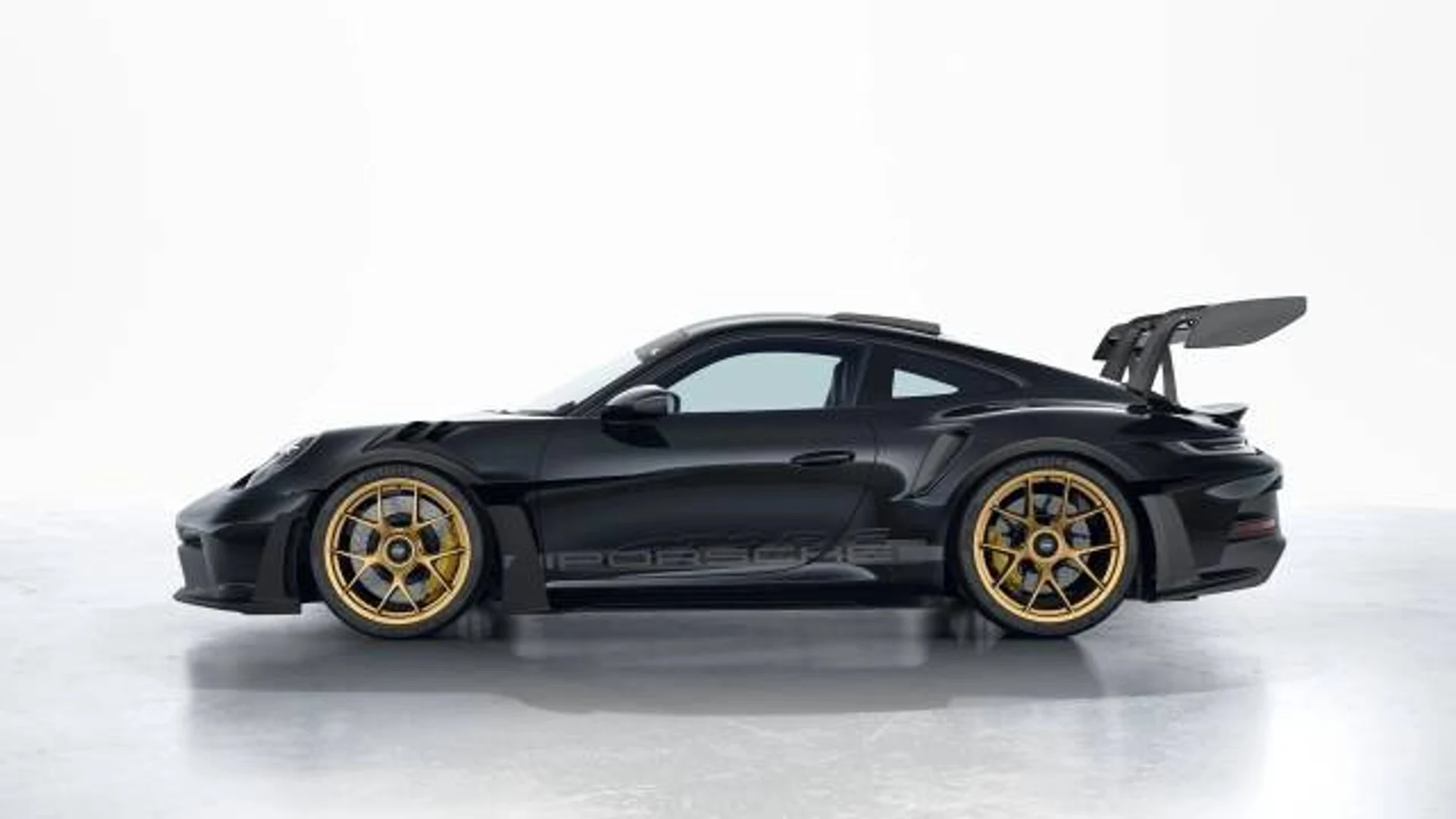 mph022_381402924_640_492fba6e99