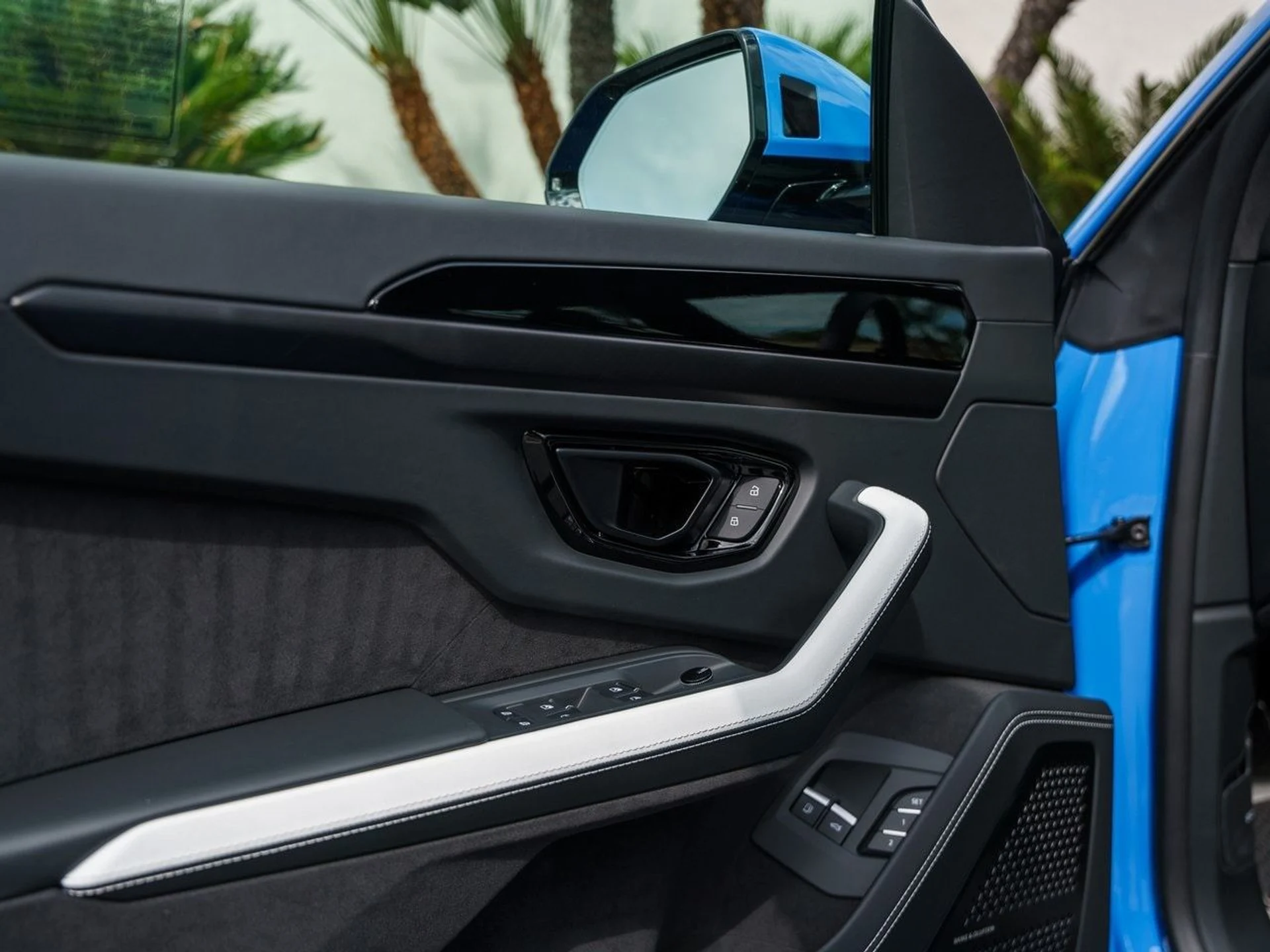 mph022_3814471024_40fd48750b8387d9b46370d3415e3f25x_692dd6f06a