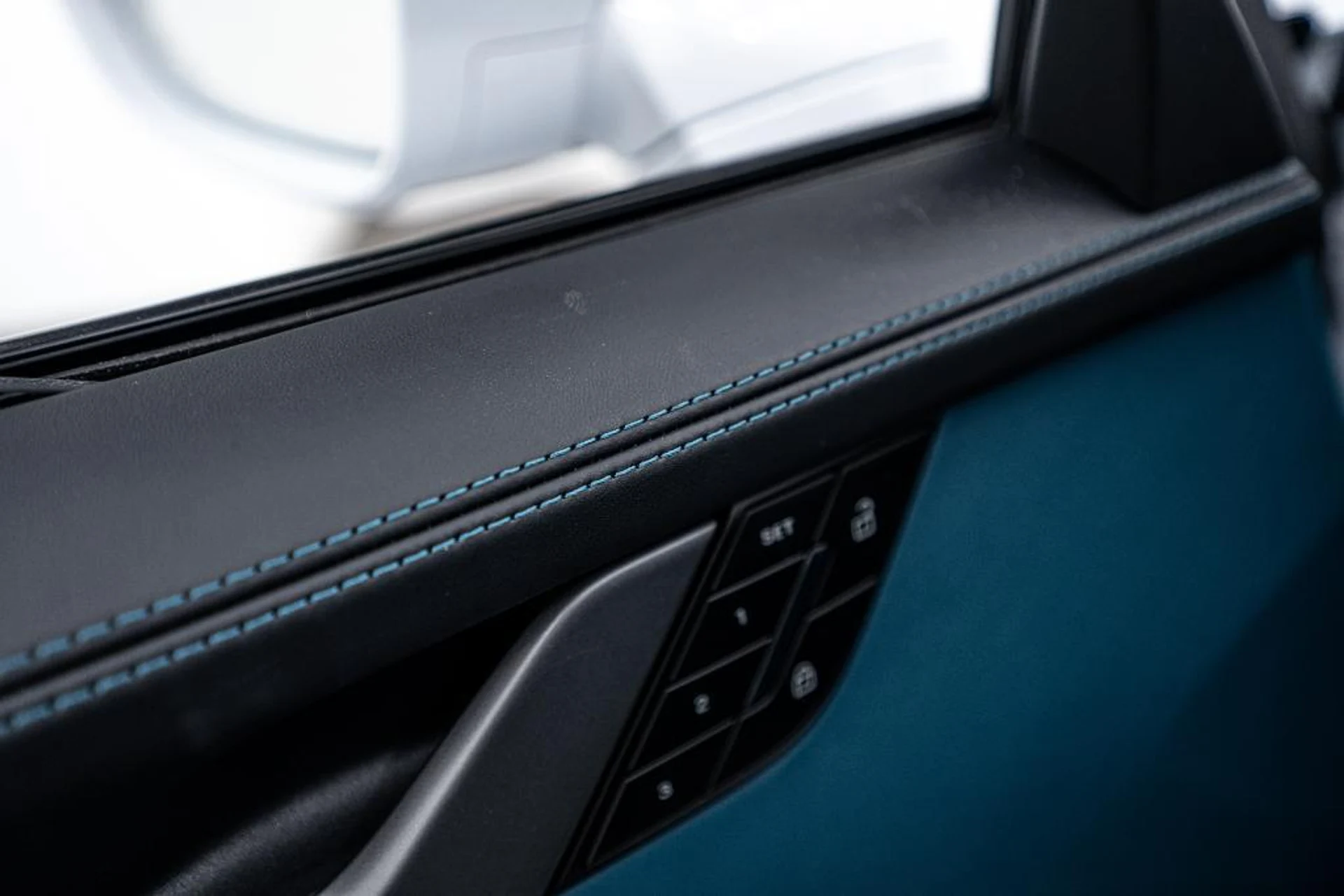 mph022_3815037952_Cmnly_G_Fx5zy_YYXL_54_KSR_Pw_Pr_B_Yk_59d02c1ac3