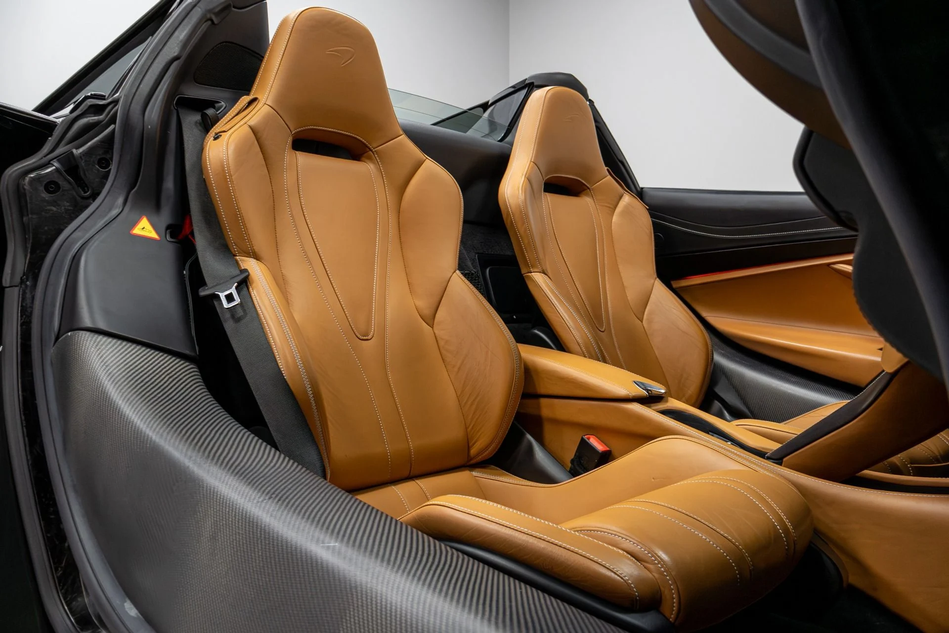 mph022_382379032_Used_2019_Mc_Laren_720_S_Luxury_1770250296_9860c89dd3