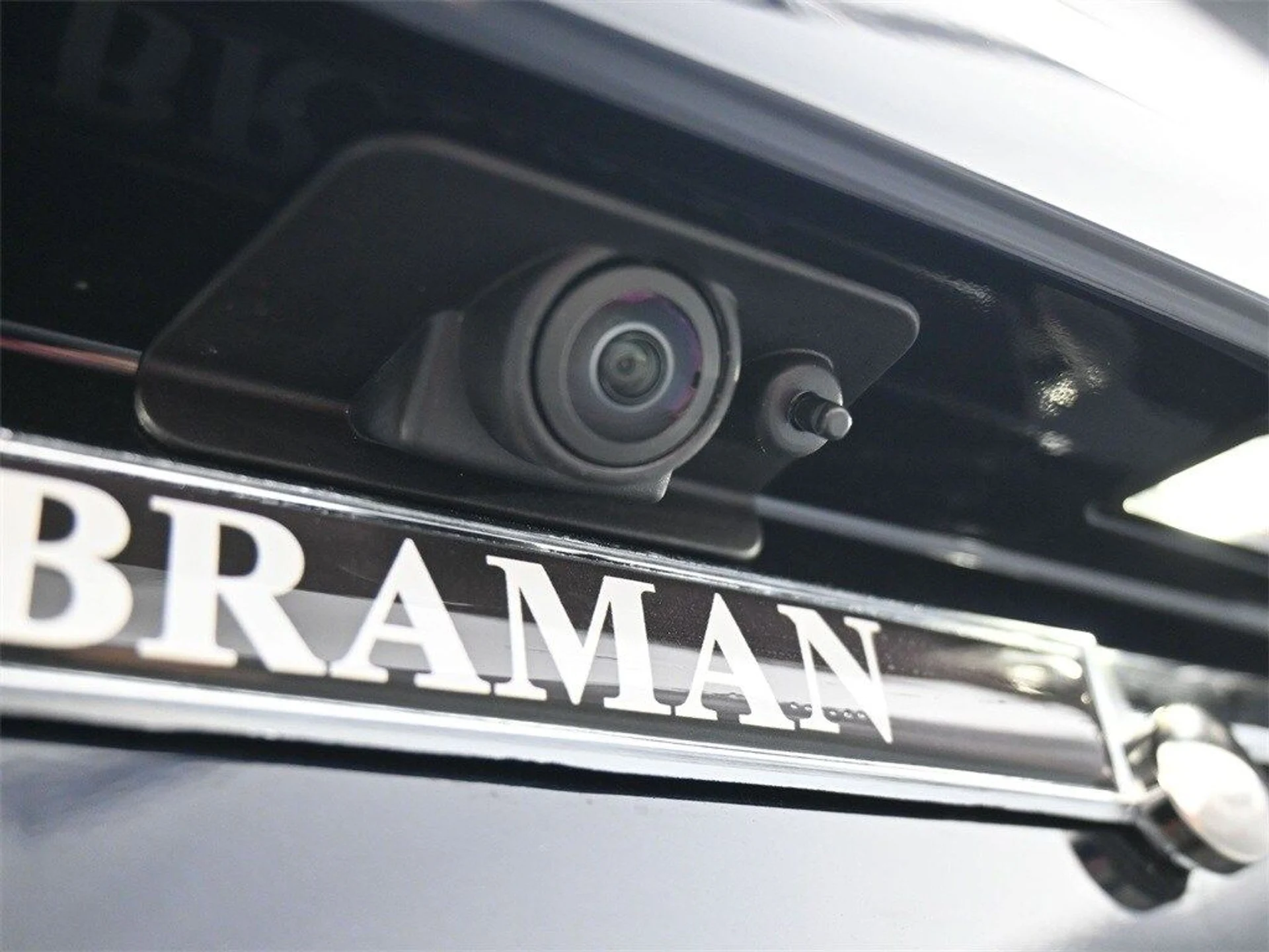 mph022_3824263740_01bd5e0e4c1368257260aed3d4ebdf24x_c3bdfcda77